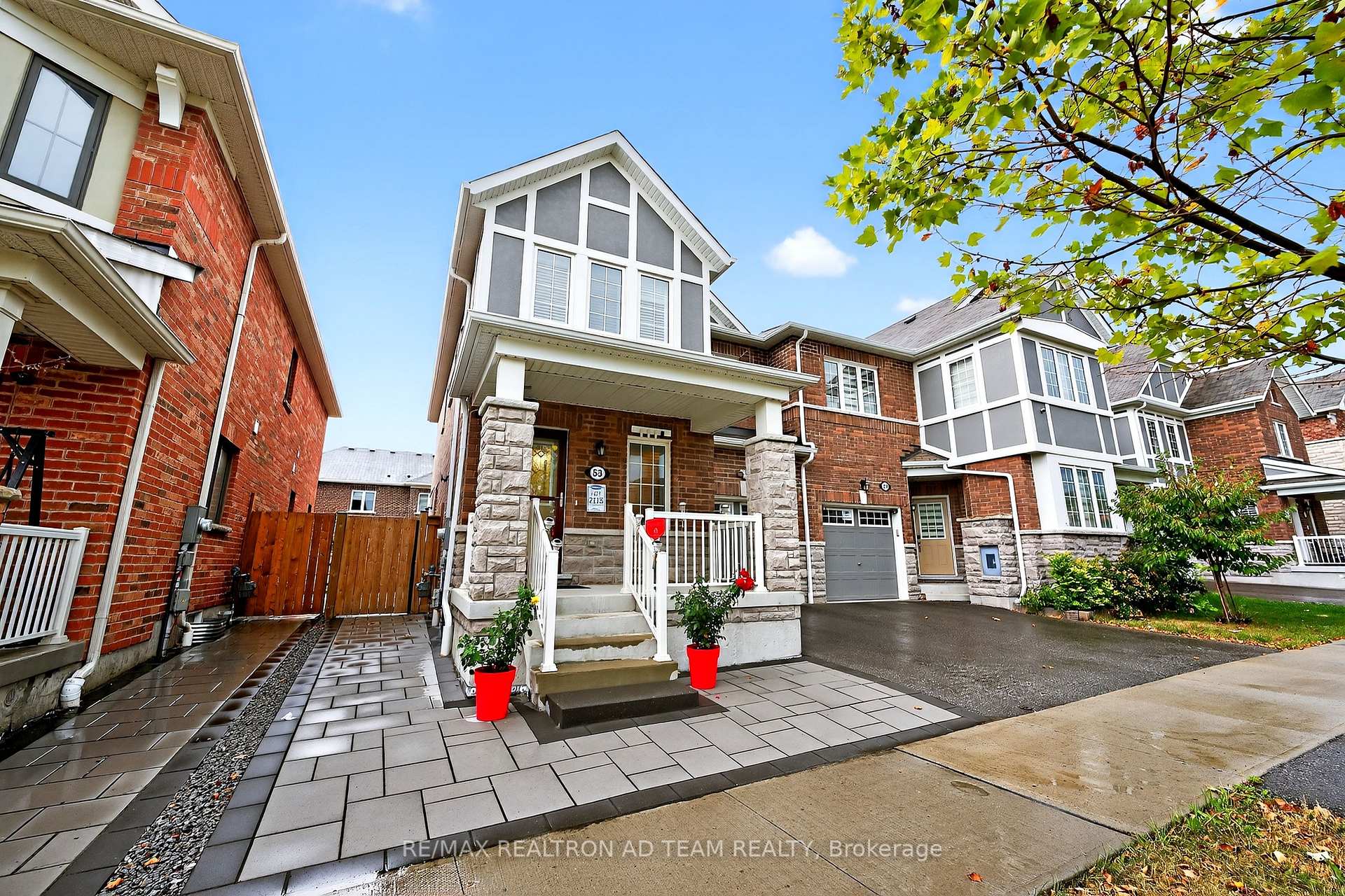 Photo 3 of 53 Littlebeck Crescent, Whitby, Rural Whitby — HOMEH