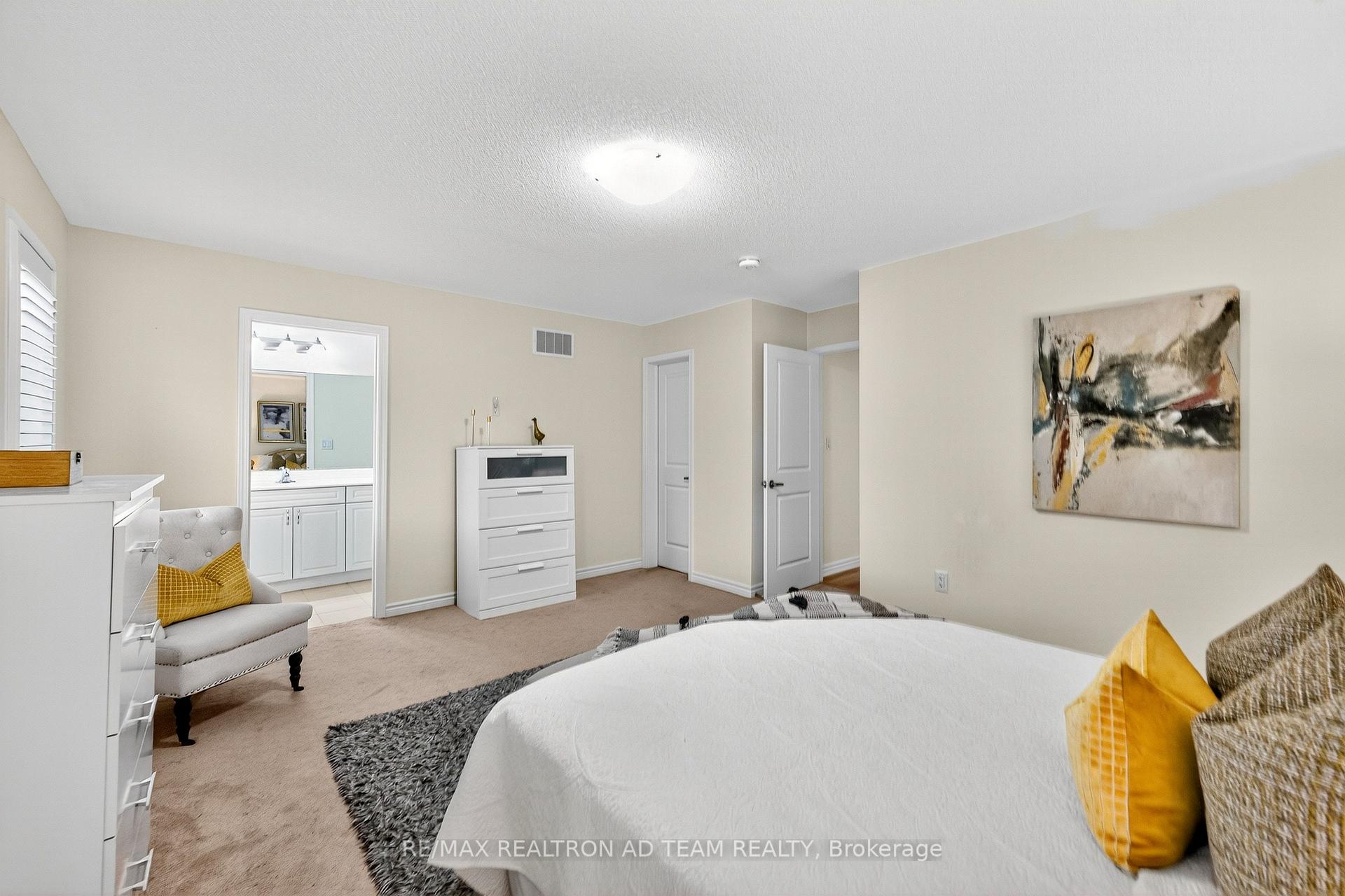 Photo 17 of 53 Littlebeck Crescent, Whitby, Rural Whitby — HOMEH