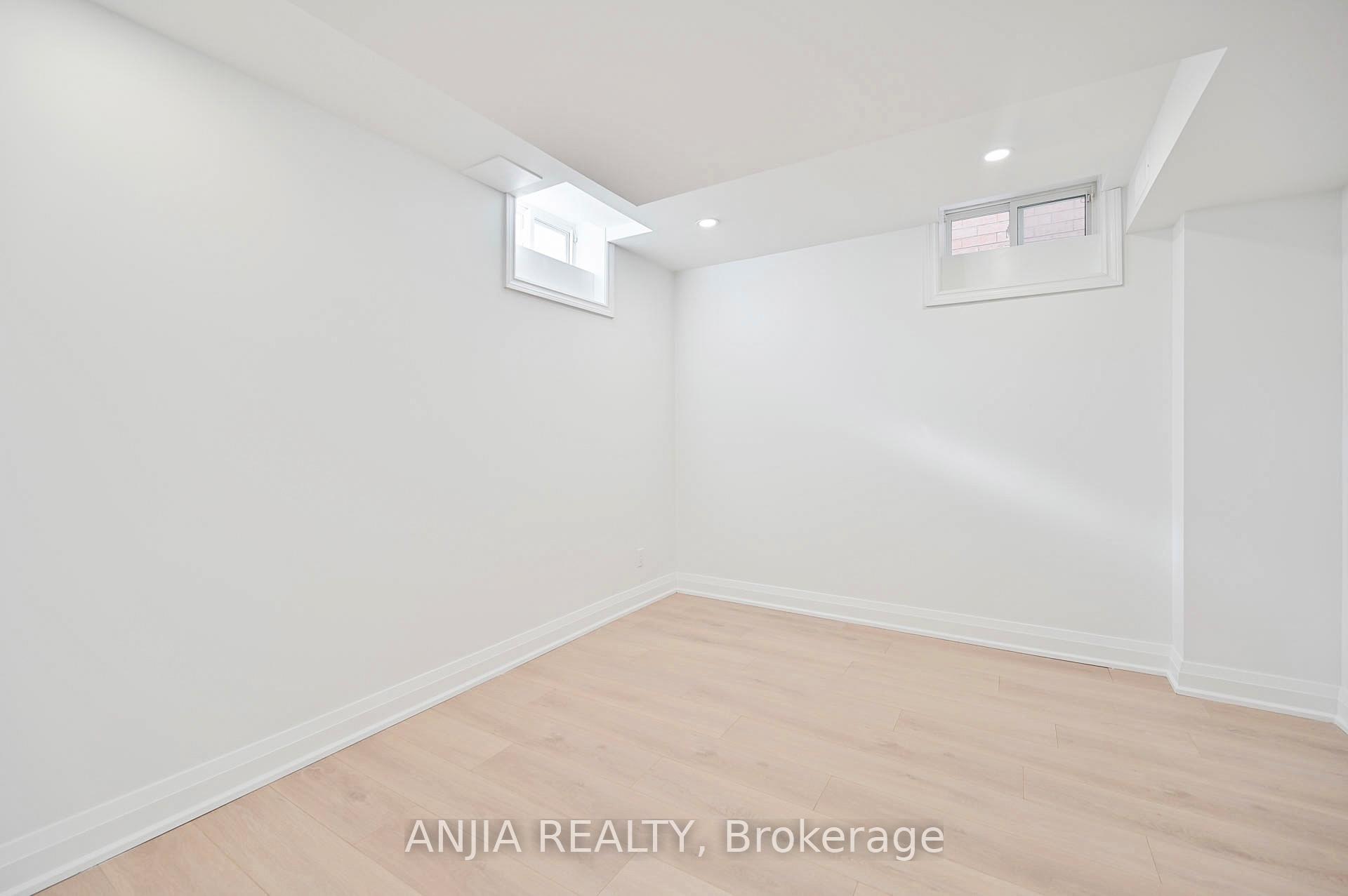 Photo 36 of 145 Edward Jeffreys Avenue, Markham, Wismer — HOMEH