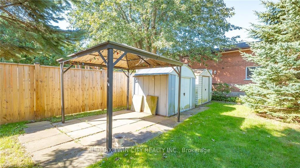 Photo 34 of 873 South Pelham Road, Welland, N. Welland — HOMEH
