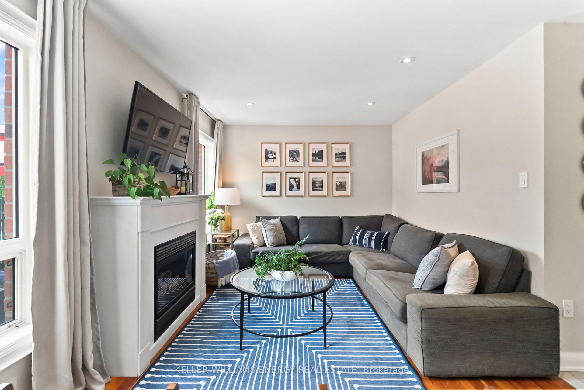 Photo 14 of 19 Sturgess Crescent, Whitby, Brooklin — HOMEH
