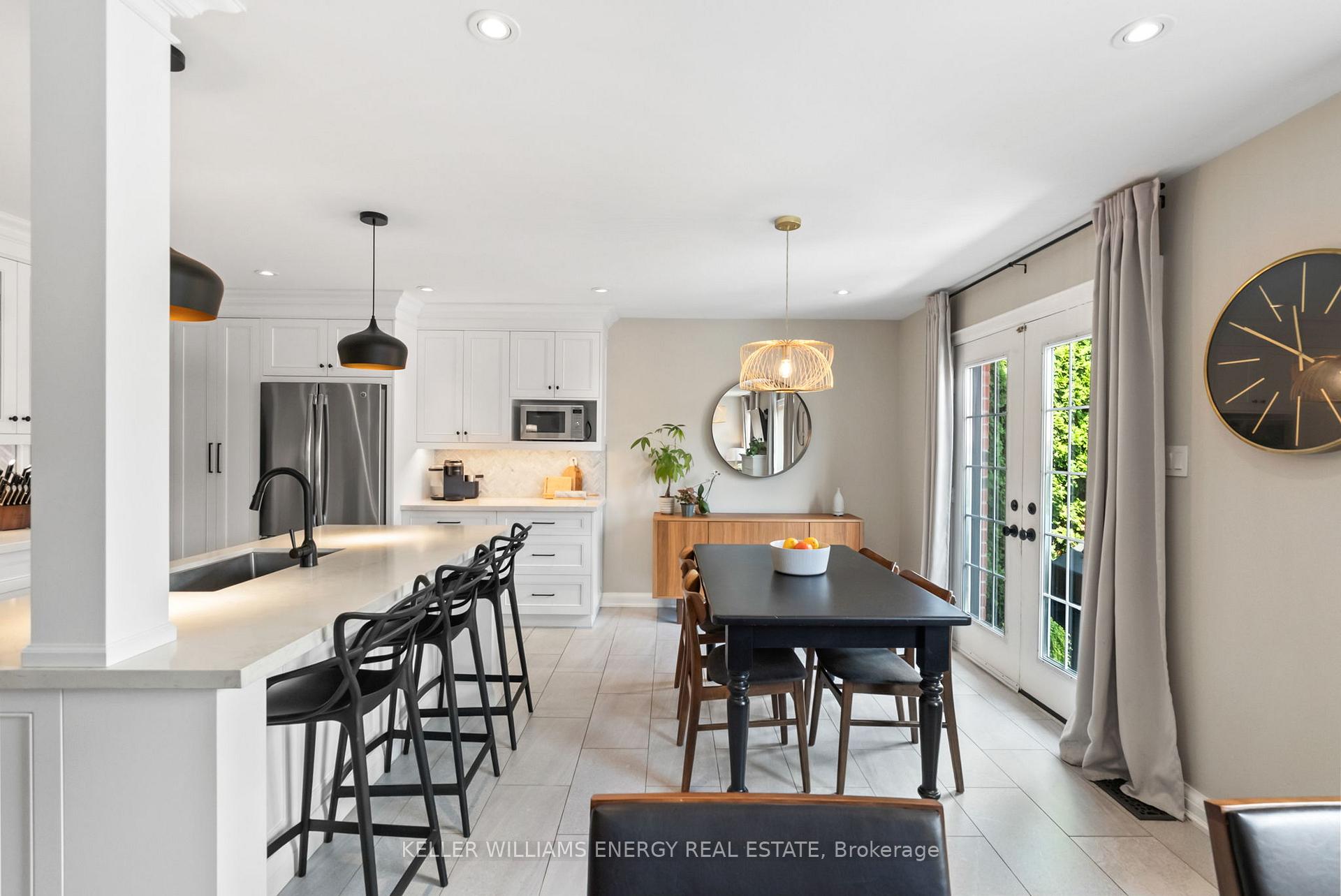 Photo 16 of 19 Sturgess Crescent, Whitby, Brooklin — HOMEH