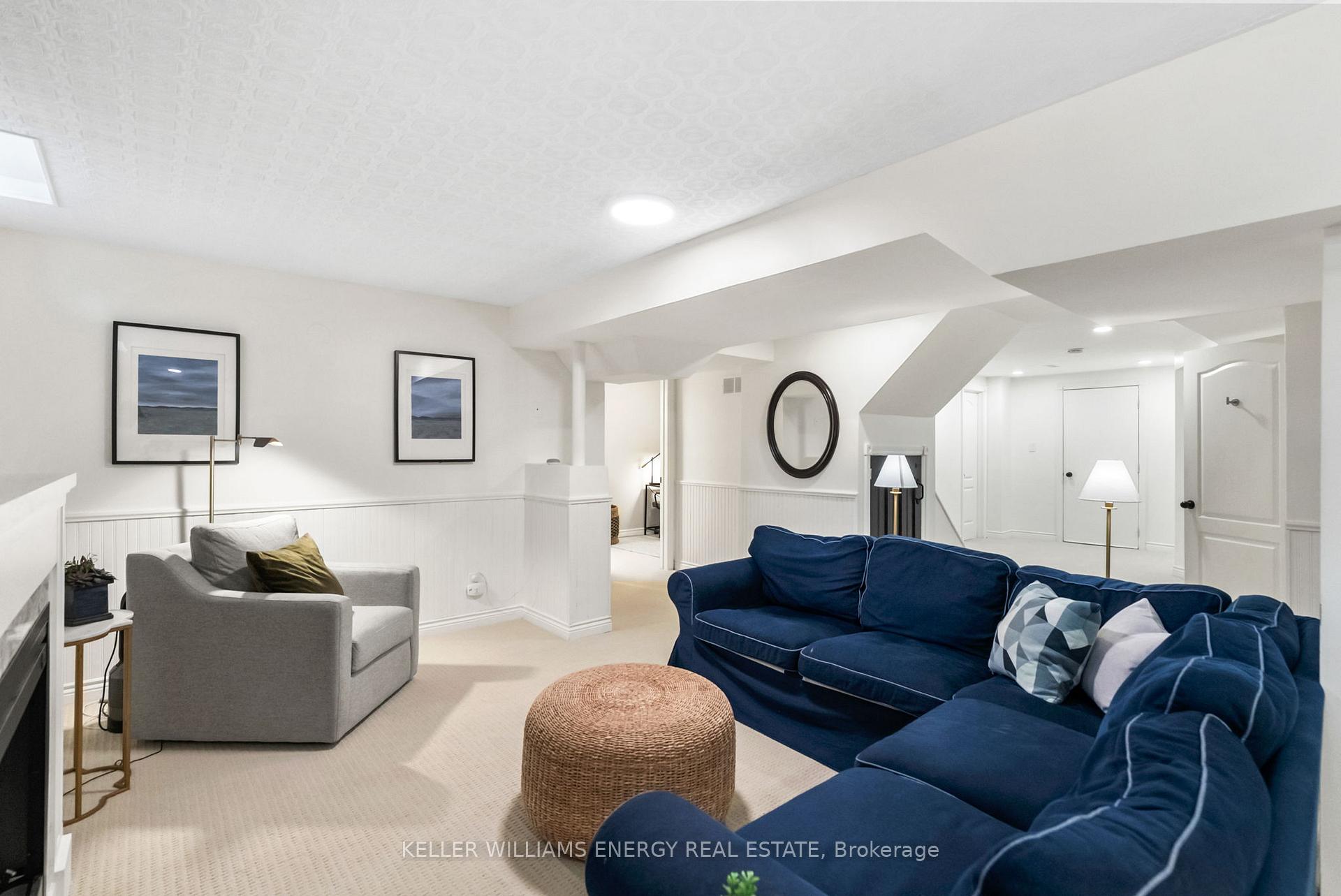 Photo 24 of 19 Sturgess Crescent, Whitby, Brooklin — HOMEH