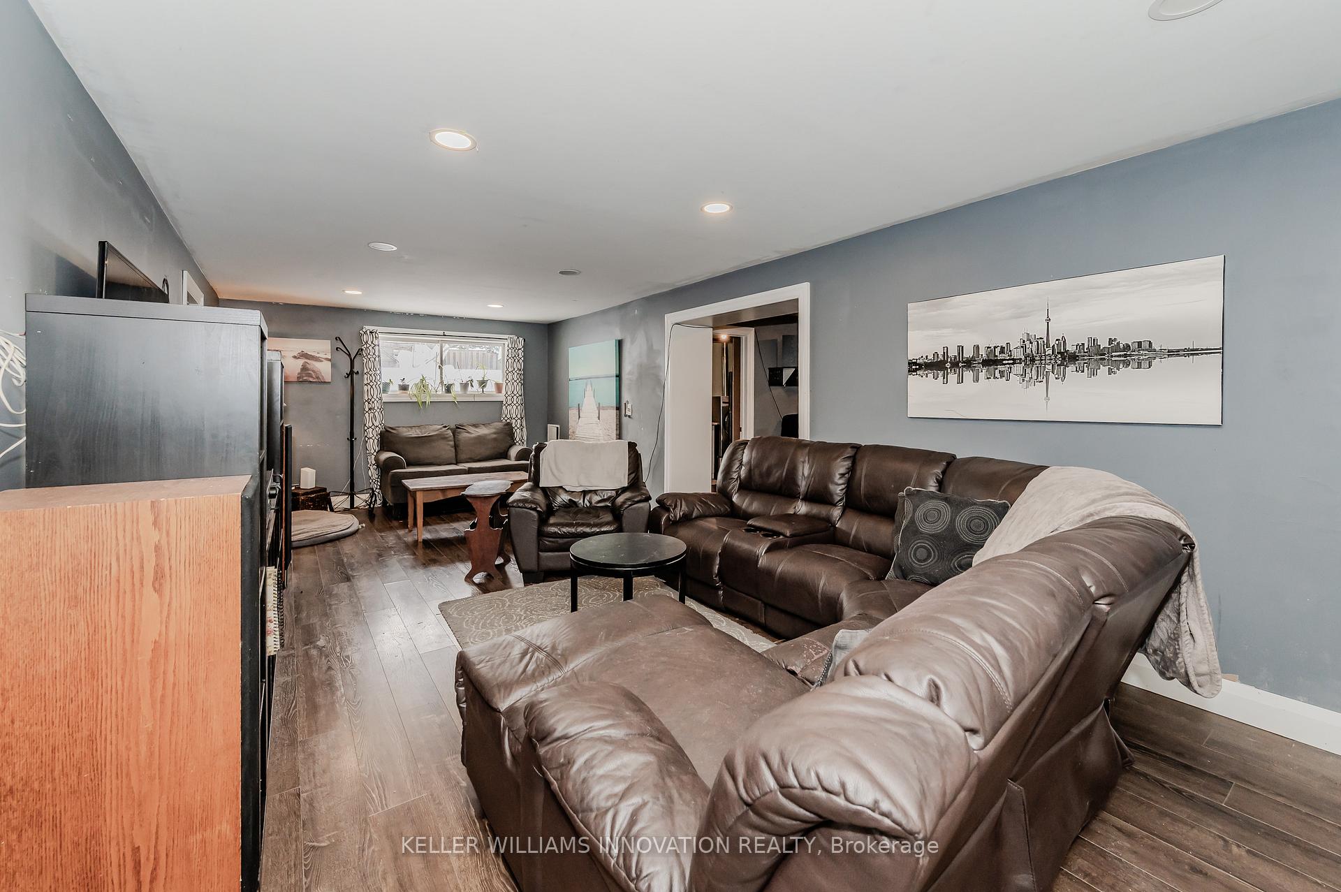 Photo 22 of 555 Sprucehill Avenue, Waterloo — HOMEH