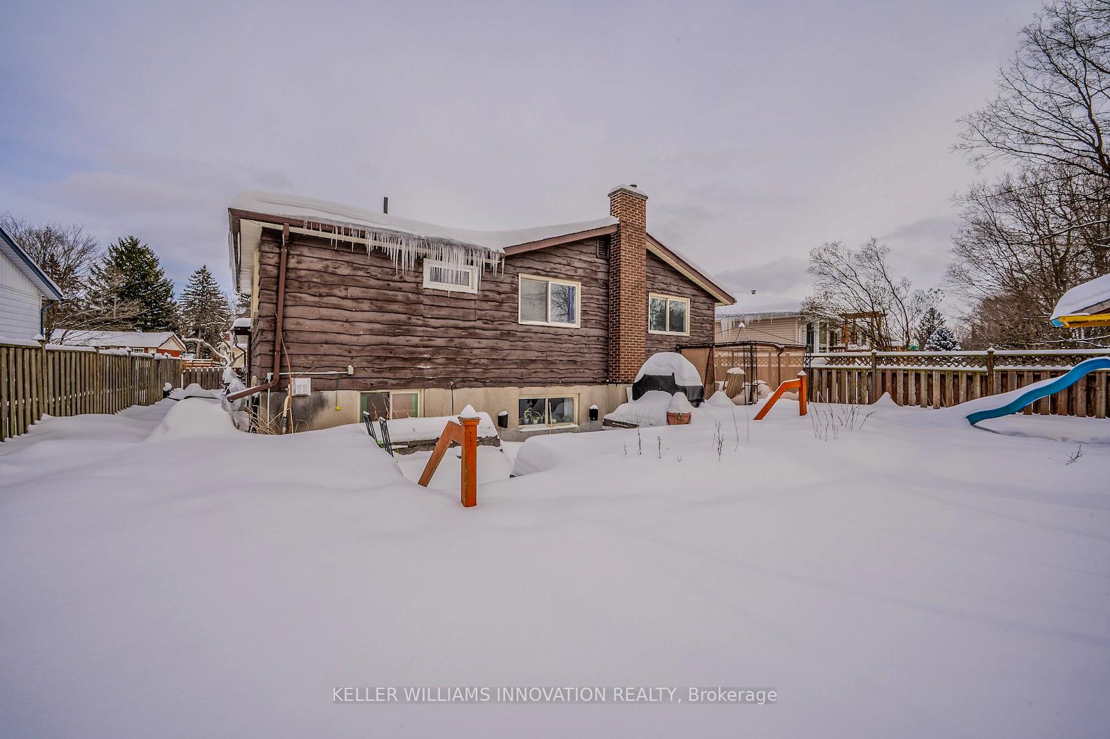 Photo 27 of 555 Sprucehill Avenue, Waterloo — HOMEH
