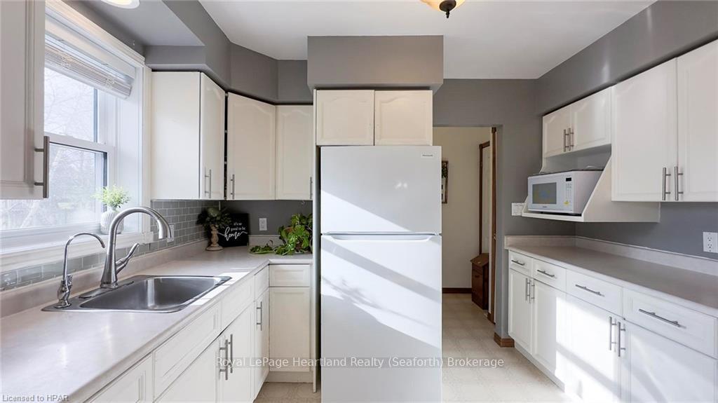 Photo 13 of 76 Napier Street, West Perth, Mitchell — HOMEH