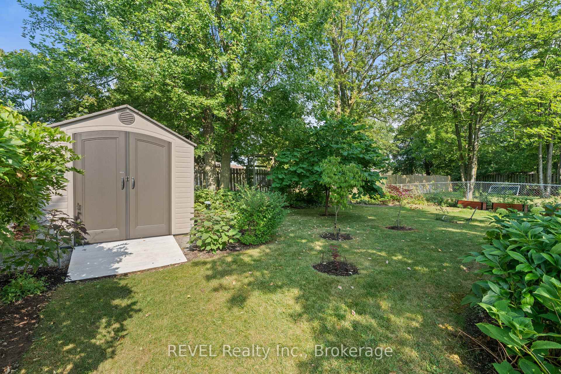 Photo 35 of 73 Chapel Hill Crescent, Welland, N. Welland — HOMEH