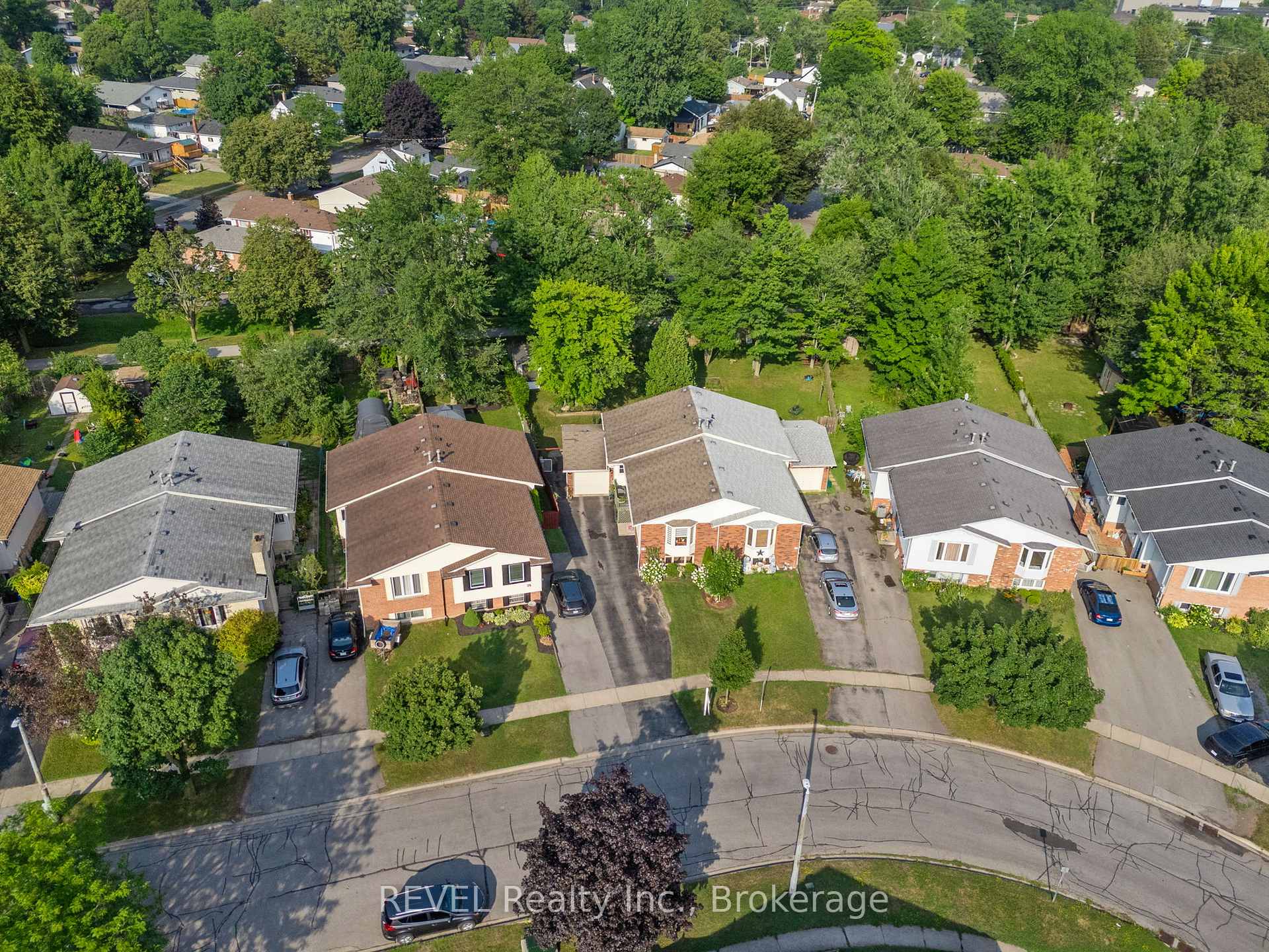 Photo 38 of 73 Chapel Hill Crescent, Welland, N. Welland — HOMEH