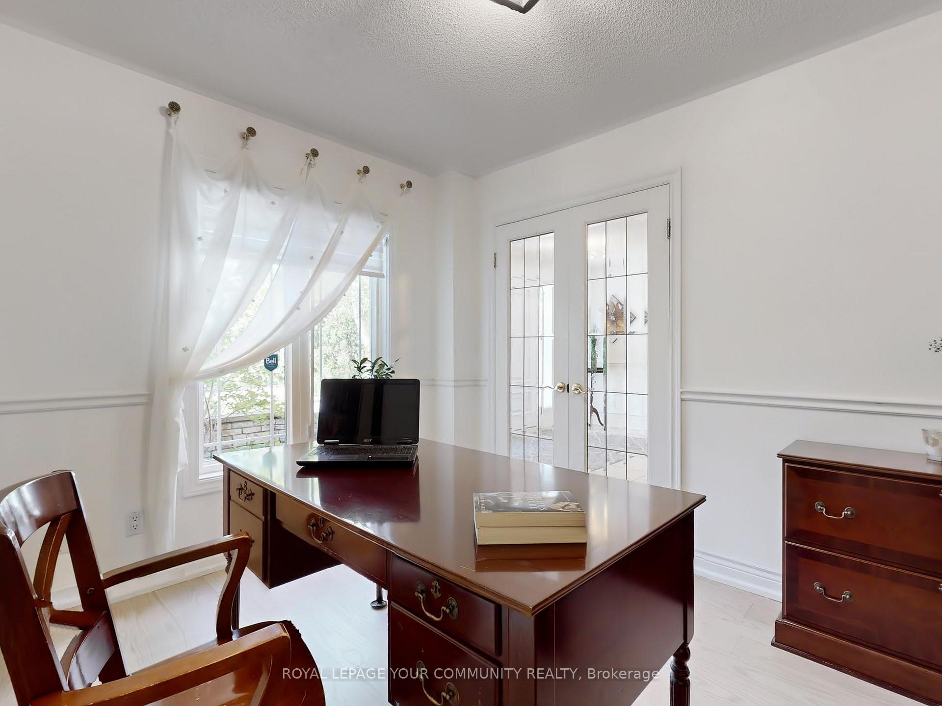 Photo 19 of 123 Kingsnorth Boulevard, Vaughan, East Woodbridge — HOMEH