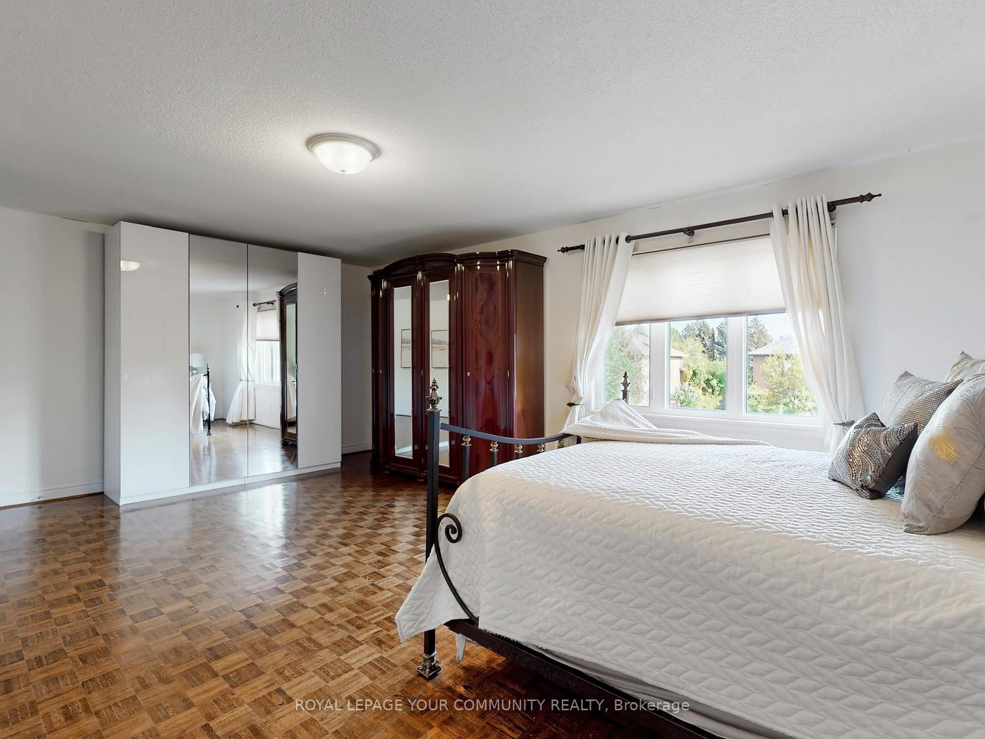Photo 26 of 123 Kingsnorth Boulevard, Vaughan, East Woodbridge — HOMEH