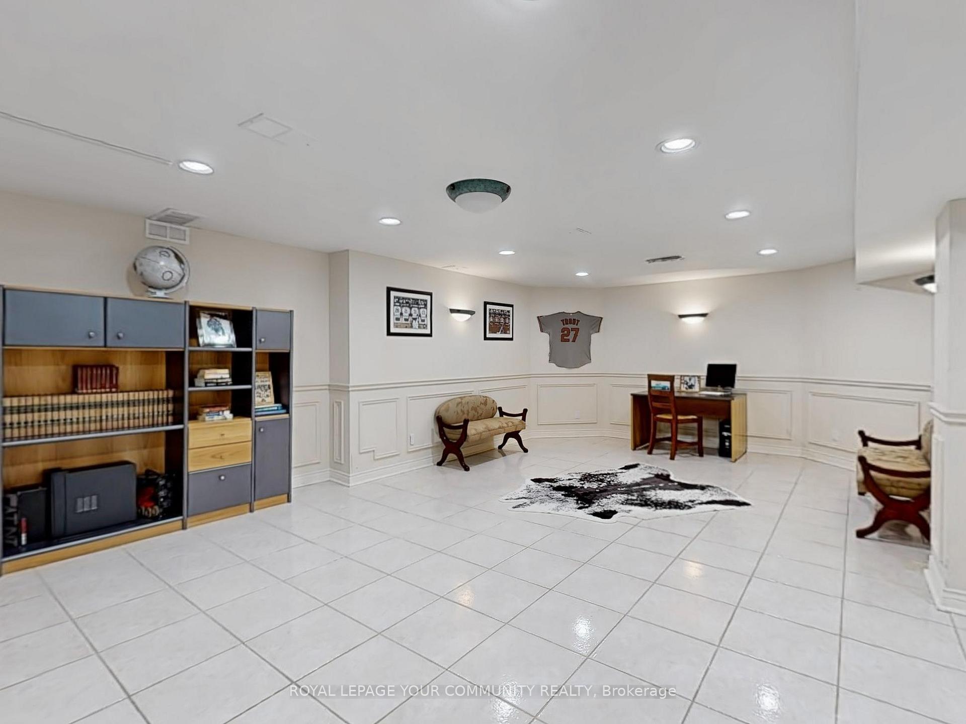 Photo 33 of 123 Kingsnorth Boulevard, Vaughan, East Woodbridge — HOMEH