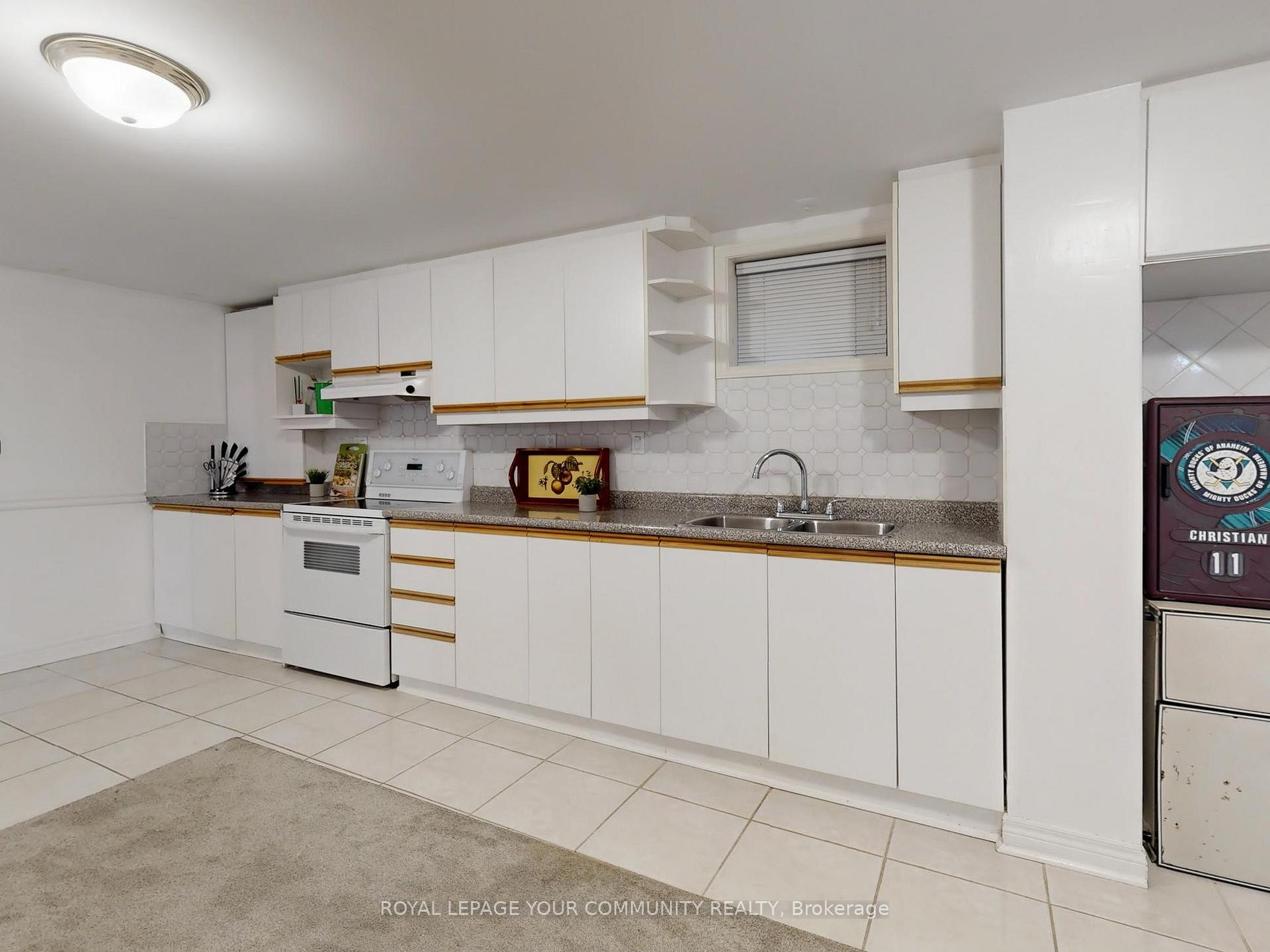Photo 37 of 123 Kingsnorth Boulevard, Vaughan, East Woodbridge — HOMEH