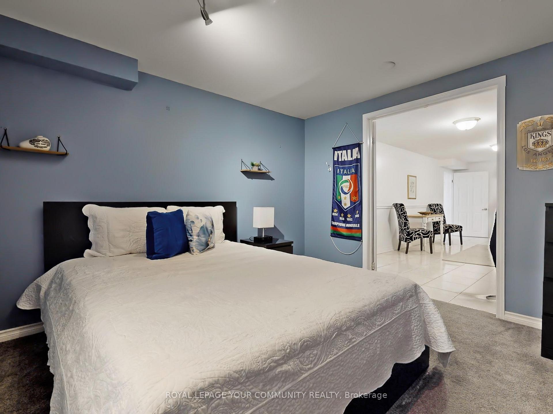 Photo 38 of 123 Kingsnorth Boulevard, Vaughan, East Woodbridge — HOMEH
