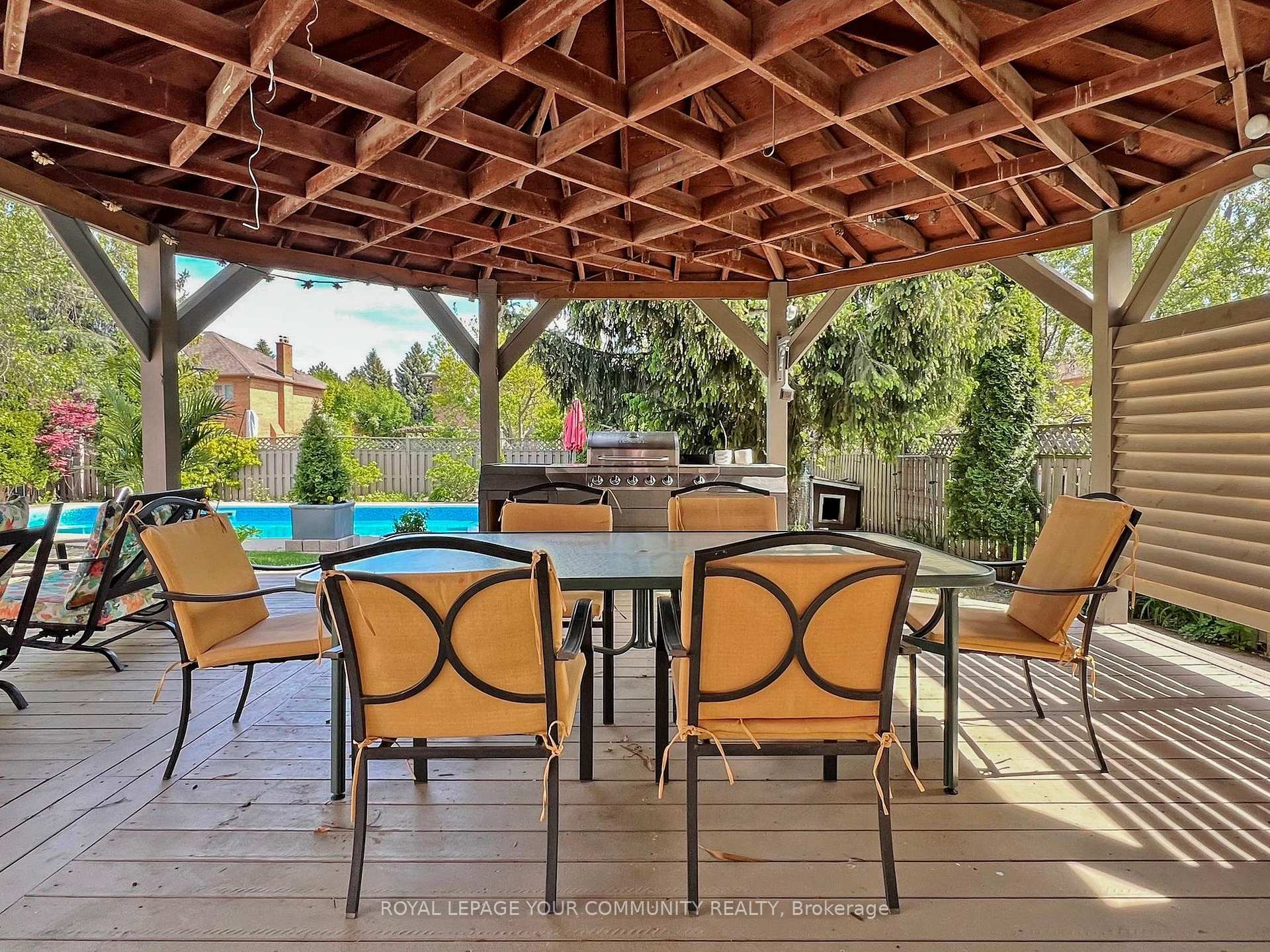 Photo 45 of 123 Kingsnorth Boulevard, Vaughan, East Woodbridge — HOMEH