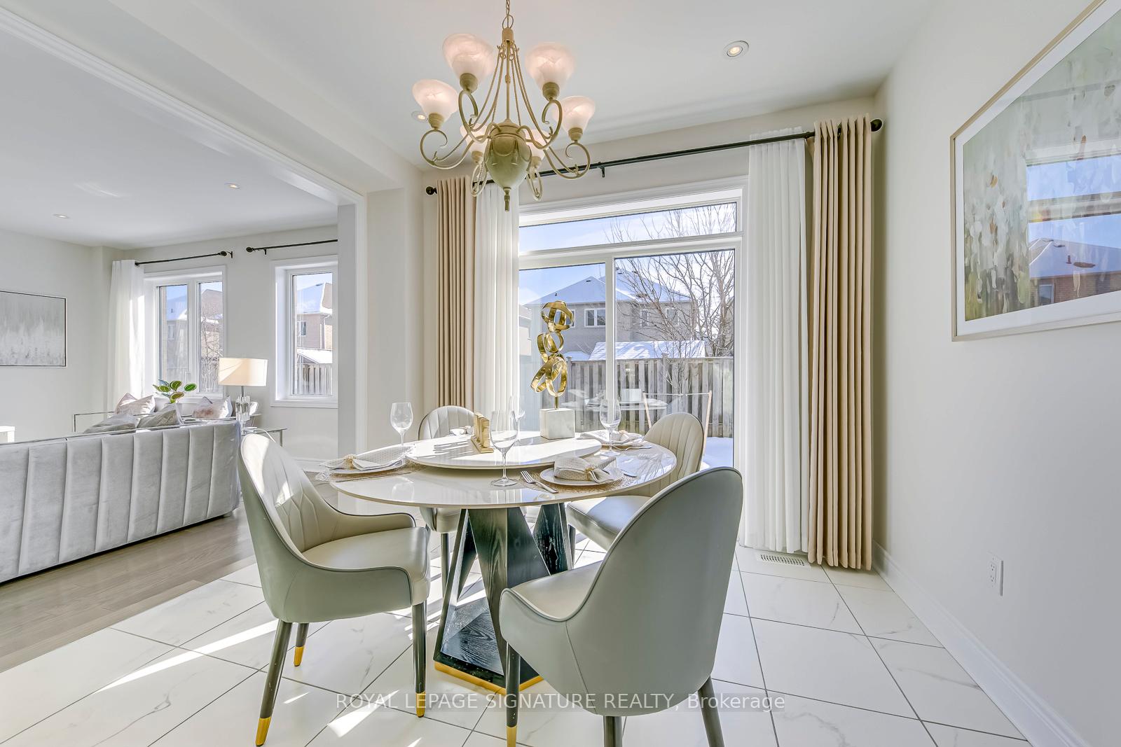 Photo 9 of 103 Jinnah Avenue, Markham, Middlefield — HOMEH