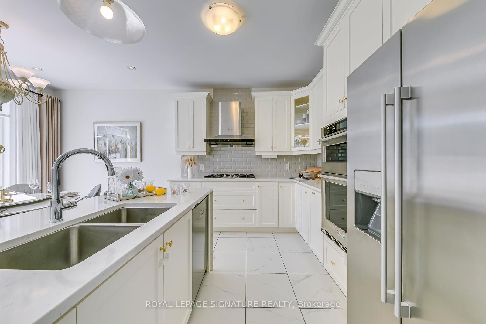 Photo 12 of 103 Jinnah Avenue, Markham, Middlefield — HOMEH