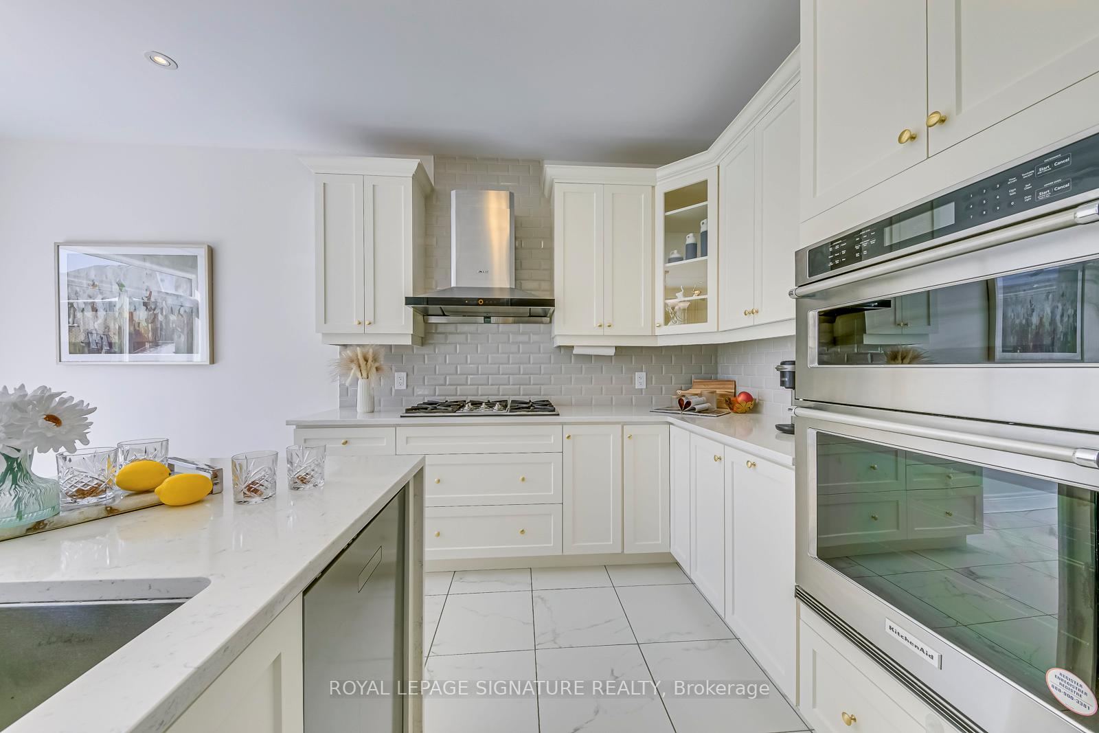 Photo 13 of 103 Jinnah Avenue, Markham, Middlefield — HOMEH