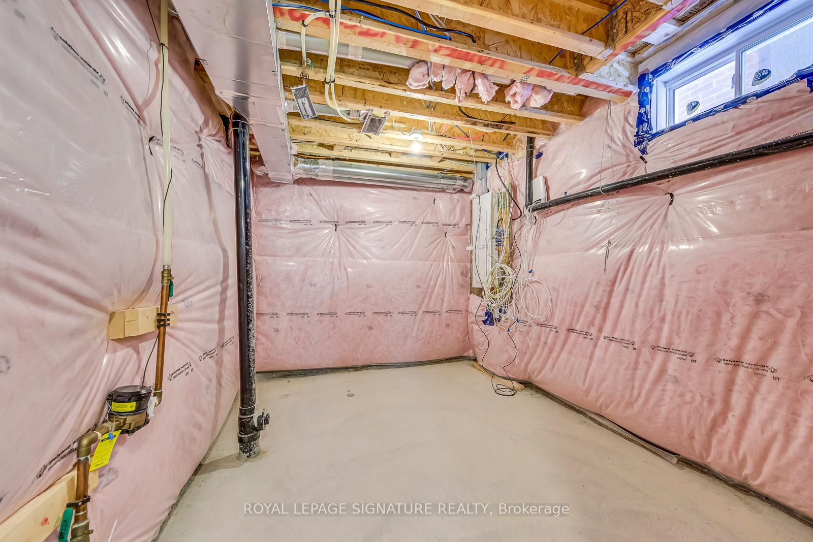 Photo 33 of 103 Jinnah Avenue, Markham, Middlefield — HOMEH