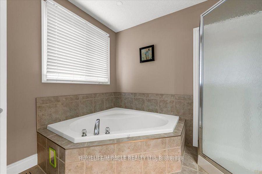 Photo 15 of 14 Snow Goose Crescent, Woolwich, Elmira — HOMEH