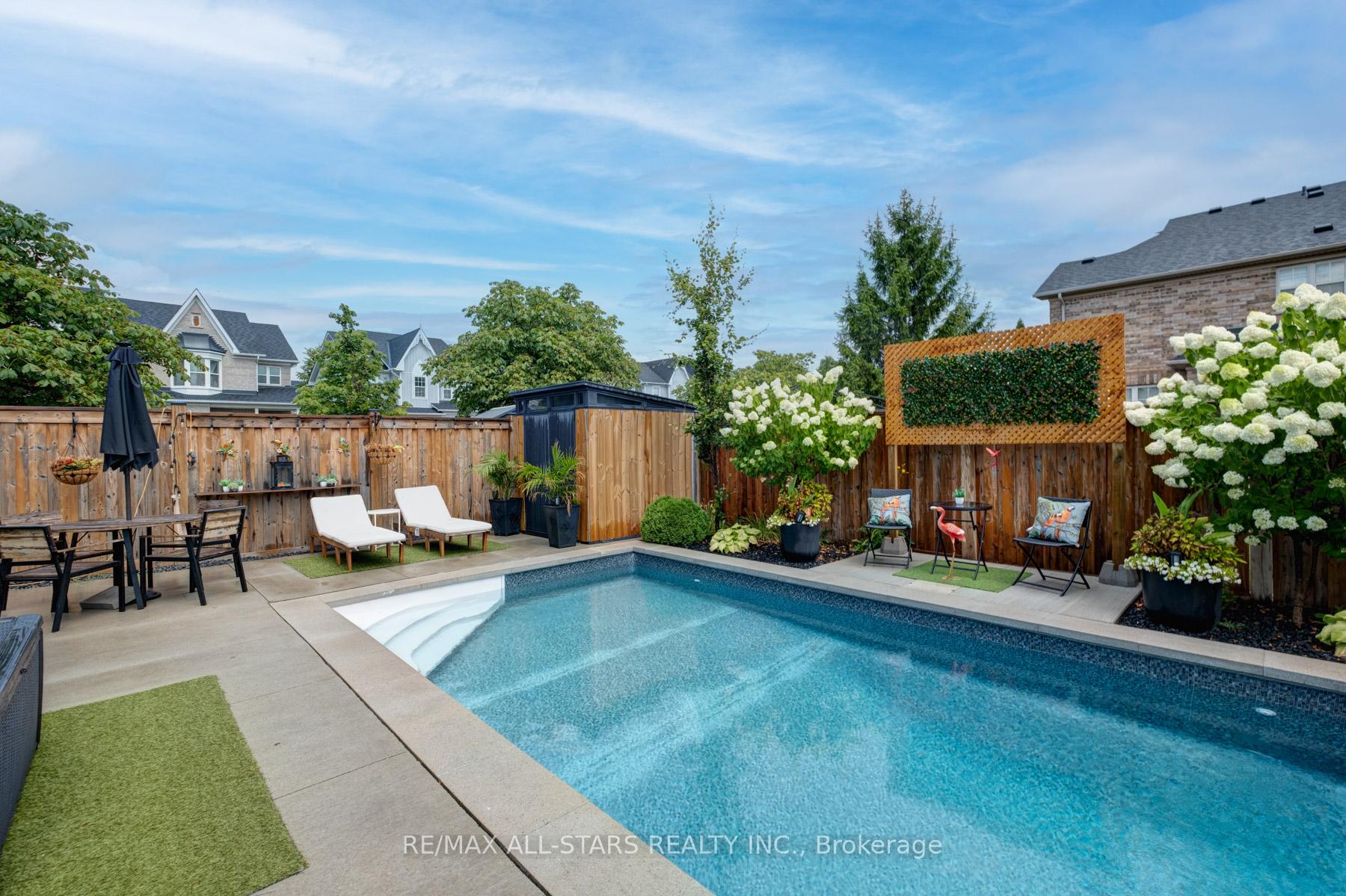 Photo 12 of 94 Bexley Crescent, Whitby, Brooklin — HOMEH