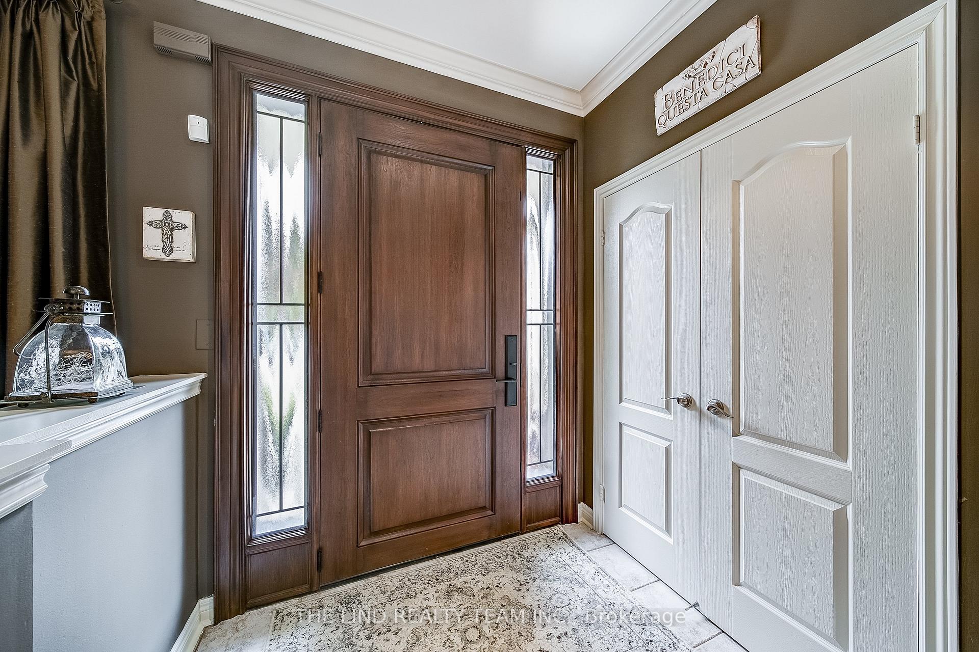 Photo 4 of 276 Willis Drive, Aurora, Aurora Highlands — HOMEH