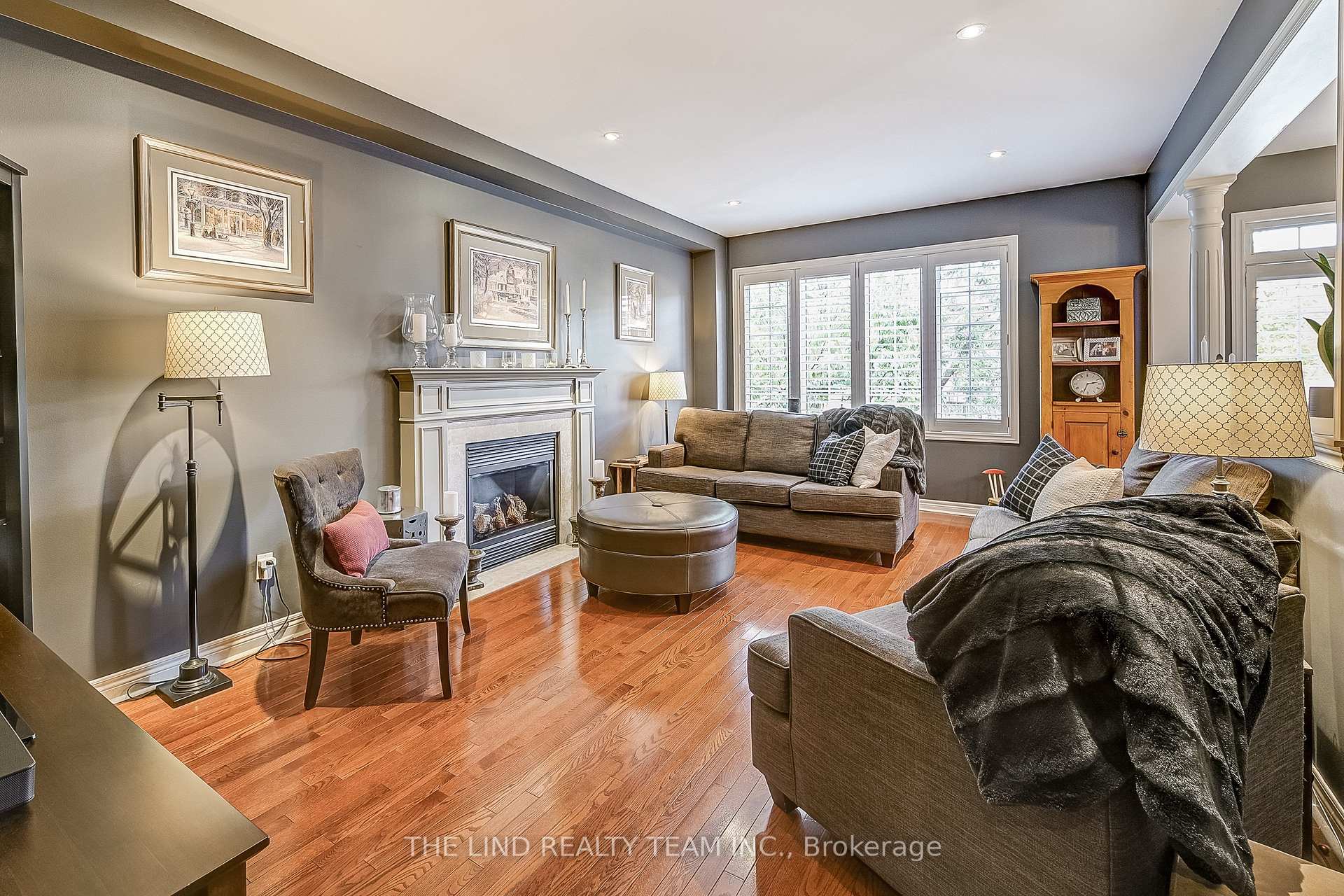 Photo 10 of 276 Willis Drive, Aurora, Aurora Highlands — HOMEH