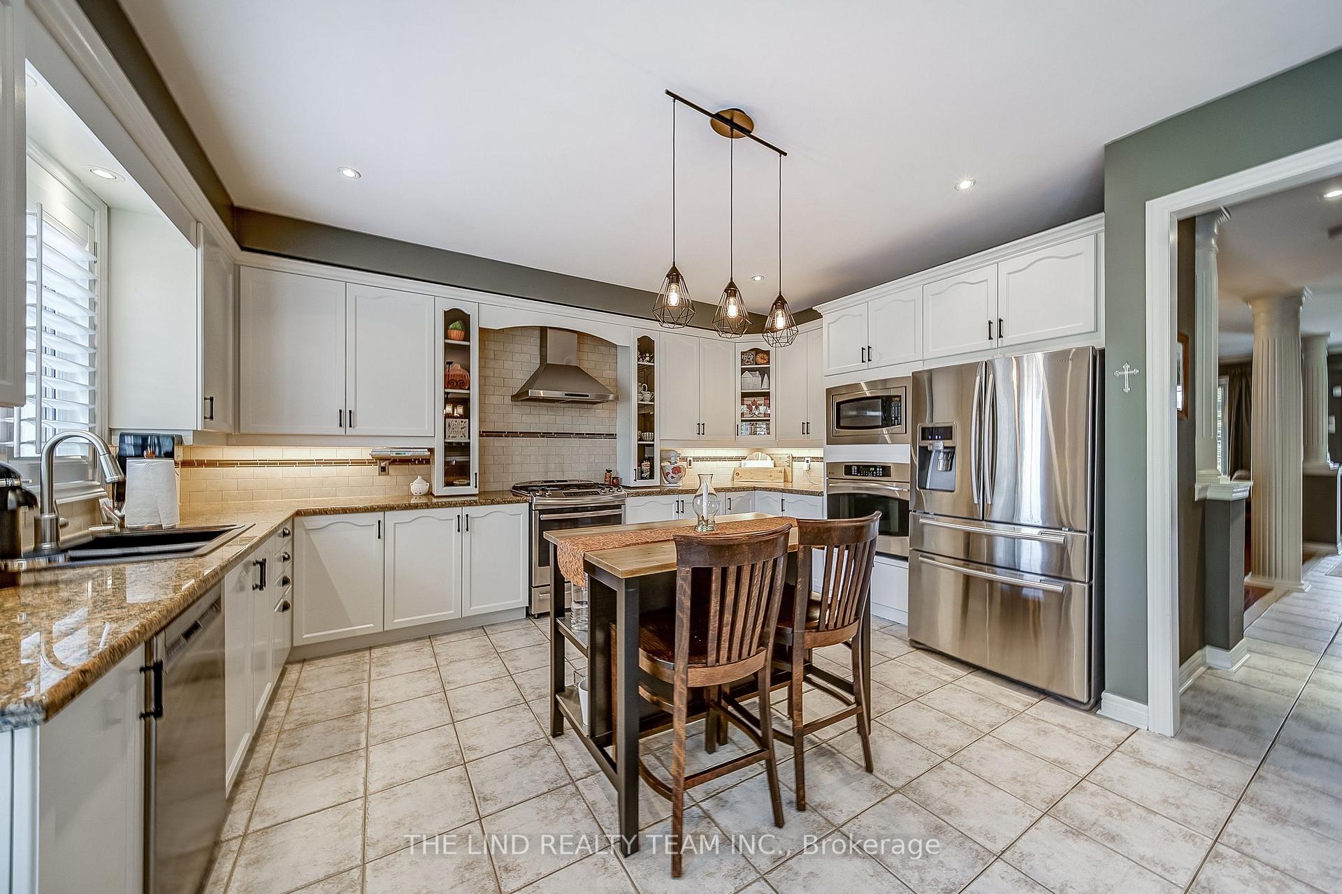 Photo 17 of 276 Willis Drive, Aurora, Aurora Highlands — HOMEH