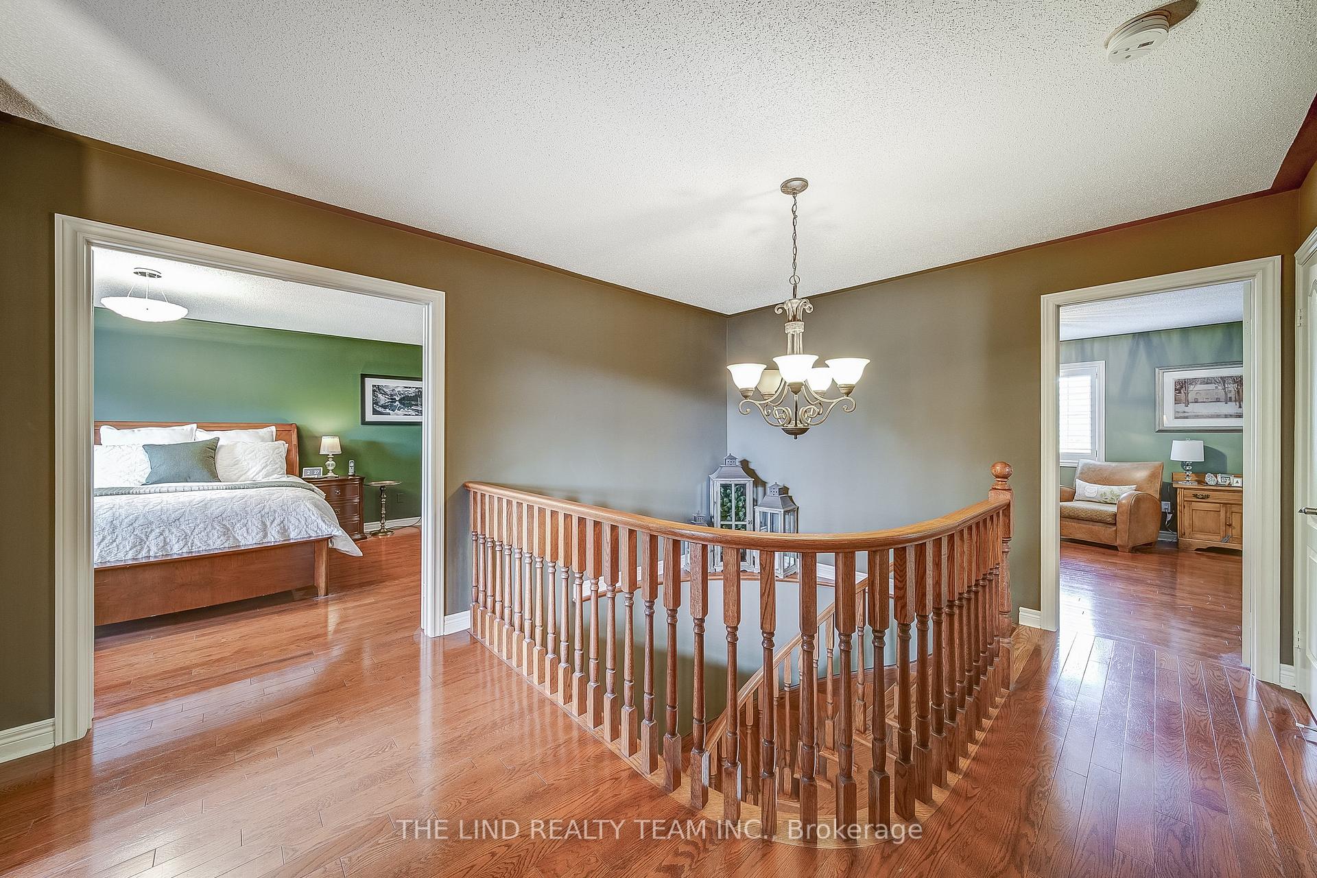 Photo 22 of 276 Willis Drive, Aurora, Aurora Highlands — HOMEH