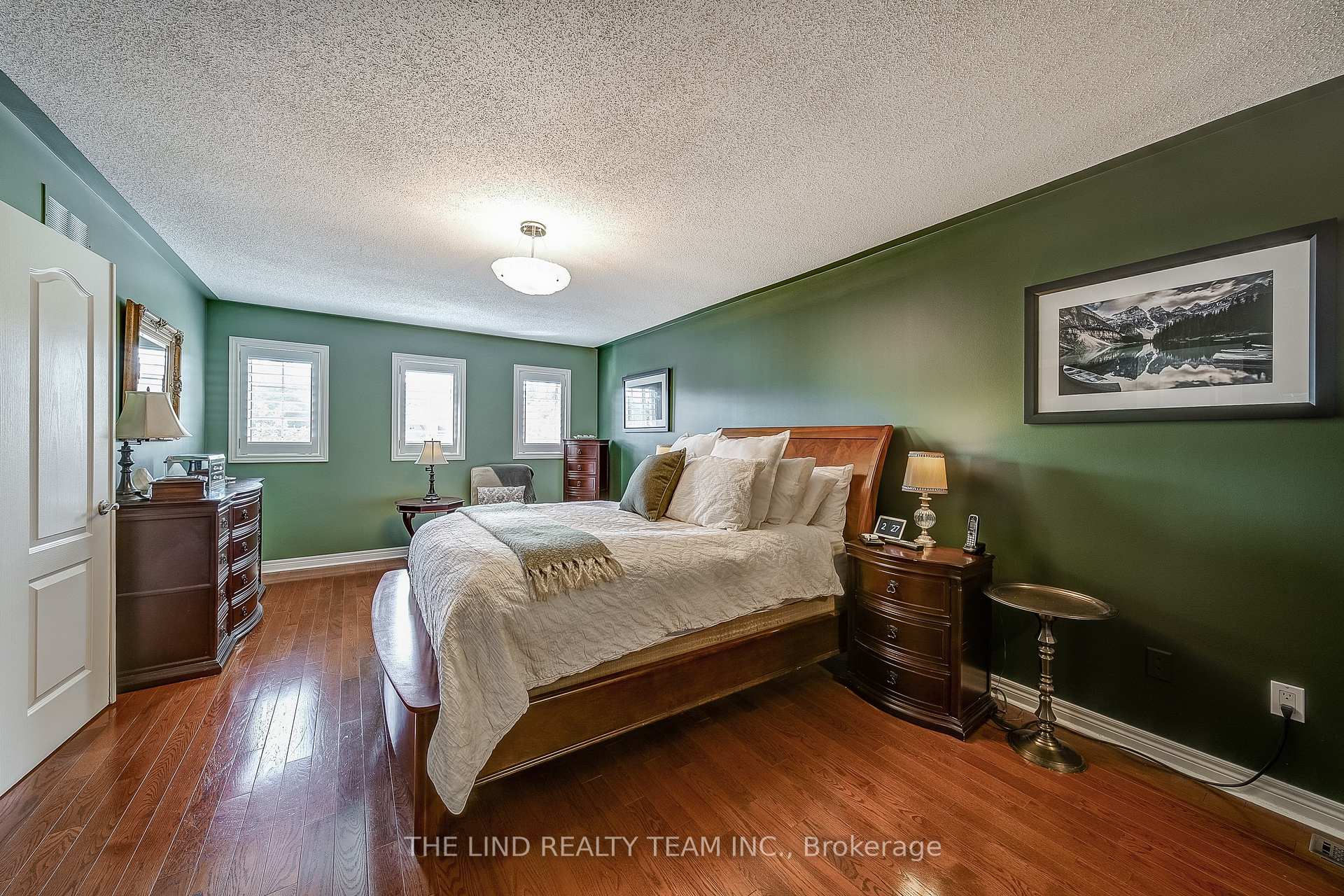 Photo 37 of 276 Willis Drive, Aurora, Aurora Highlands — HOMEH