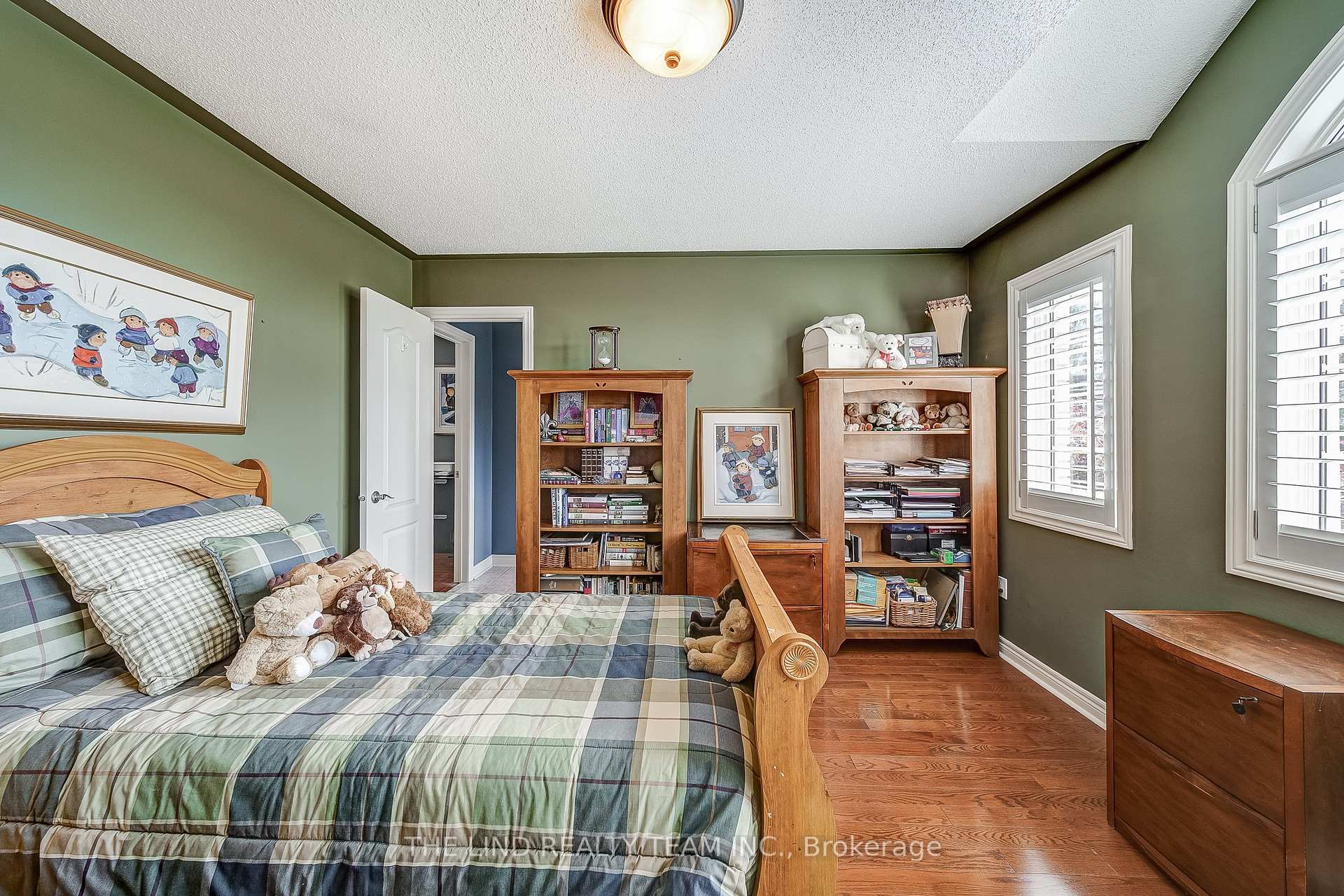 Photo 25 of 276 Willis Drive, Aurora, Aurora Highlands — HOMEH