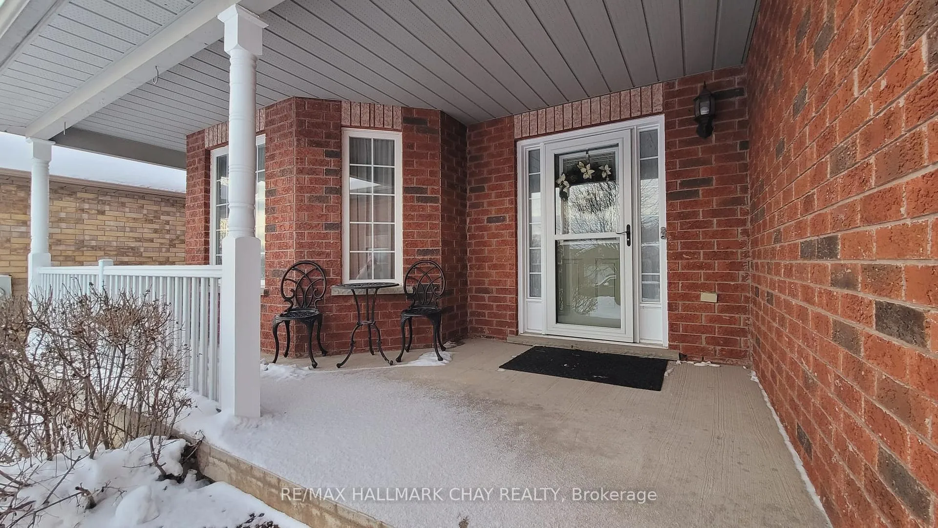 Photo 2 of 188 Pringle Drive, Barrie, Edgehill Drive — HOMEH