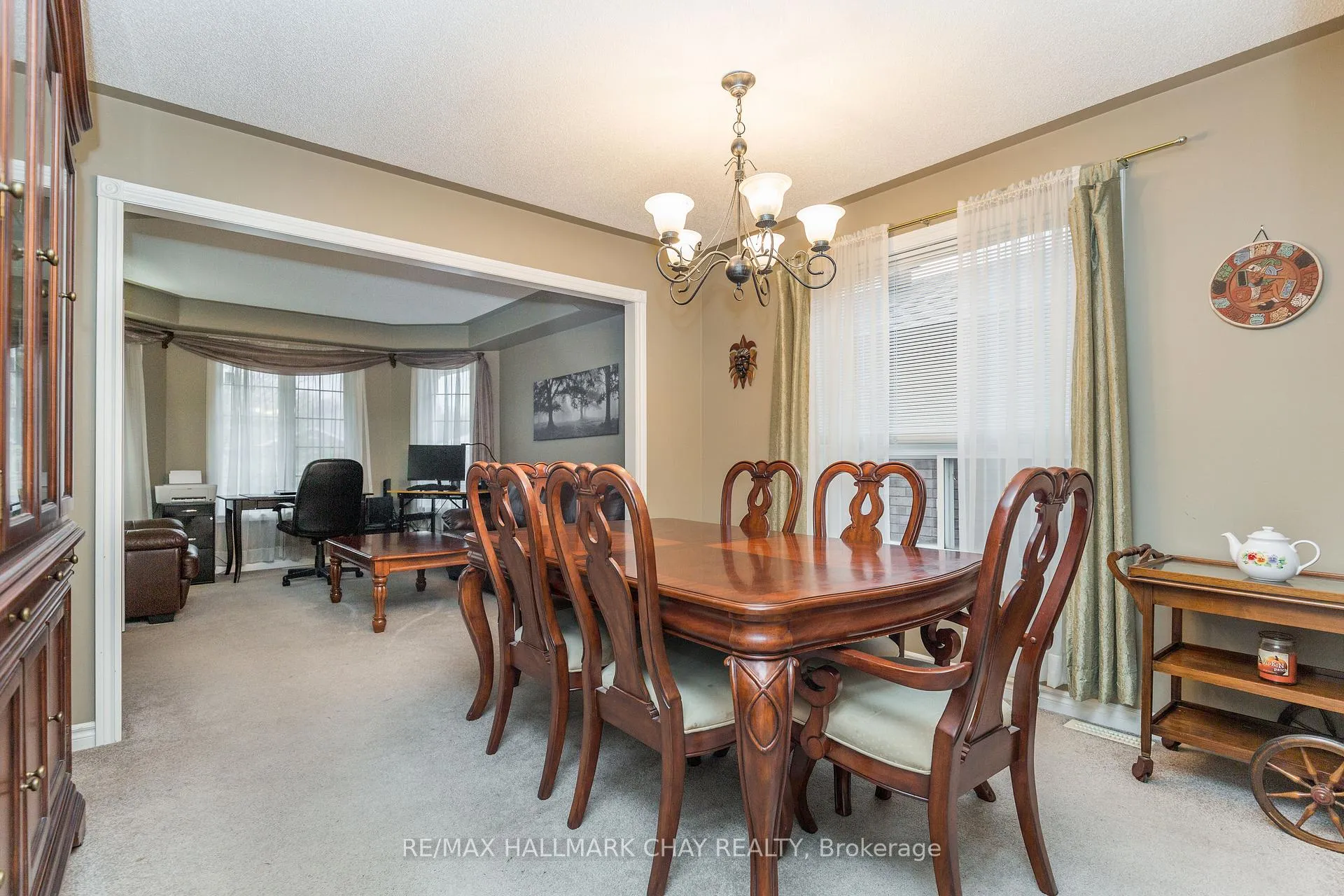 Photo 6 of 188 Pringle Drive, Barrie, Edgehill Drive — HOMEH
