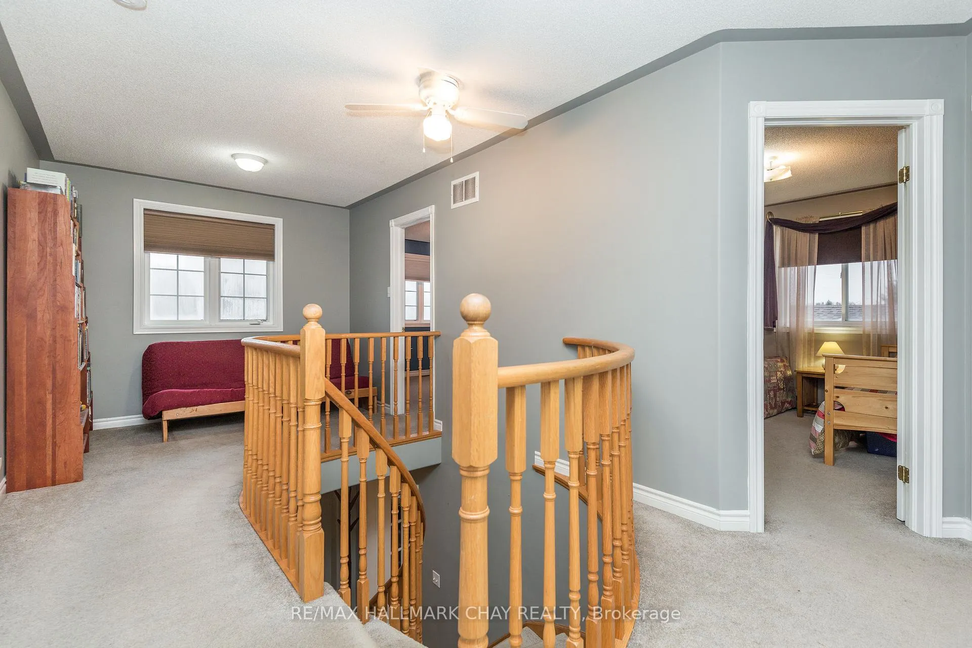 Photo 7 of 188 Pringle Drive, Barrie, Edgehill Drive — HOMEH