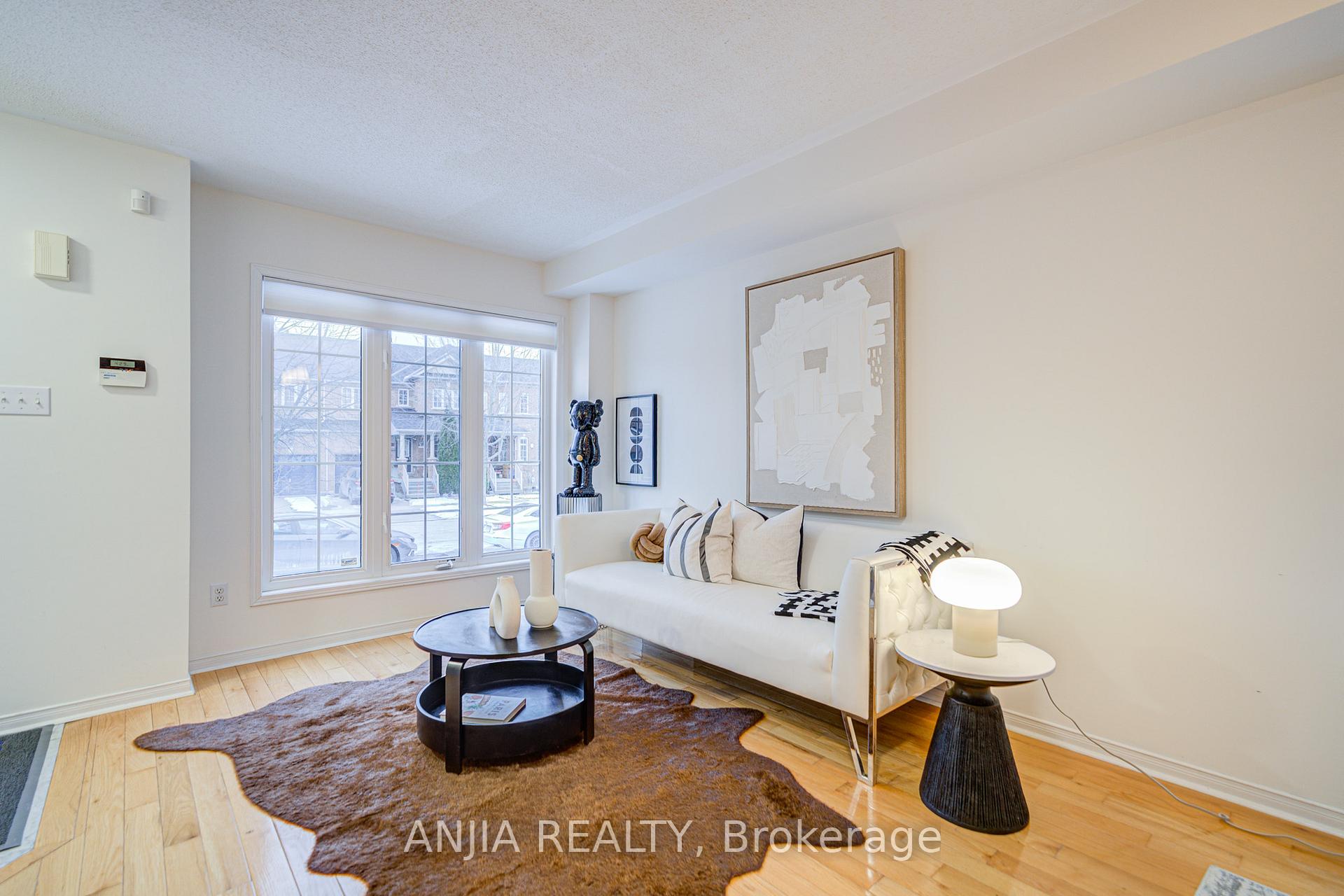 Photo 6 of 220 Hammersly Boulevard, Markham, Wismer — HOMEH
