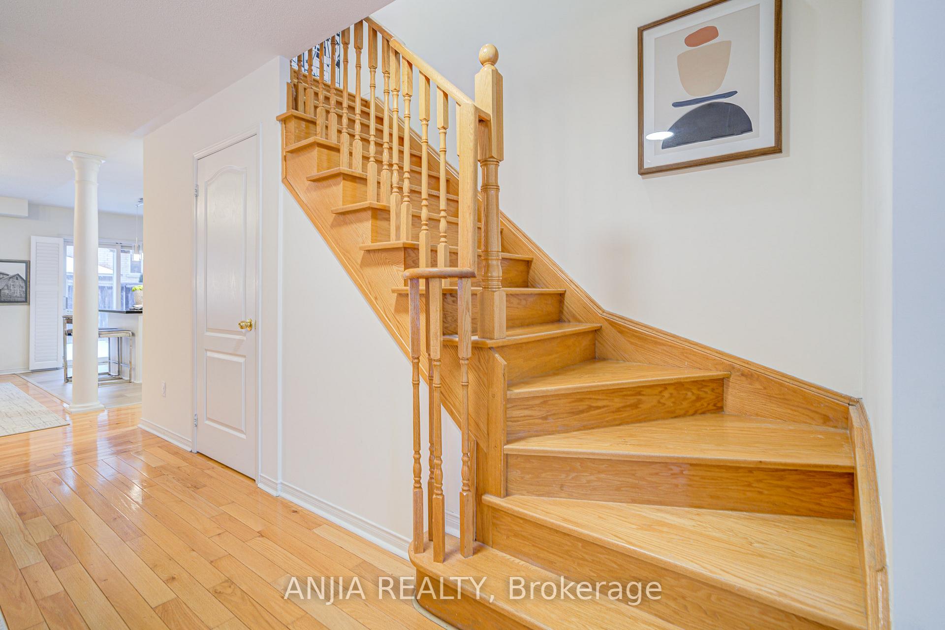Photo 11 of 220 Hammersly Boulevard, Markham, Wismer — HOMEH