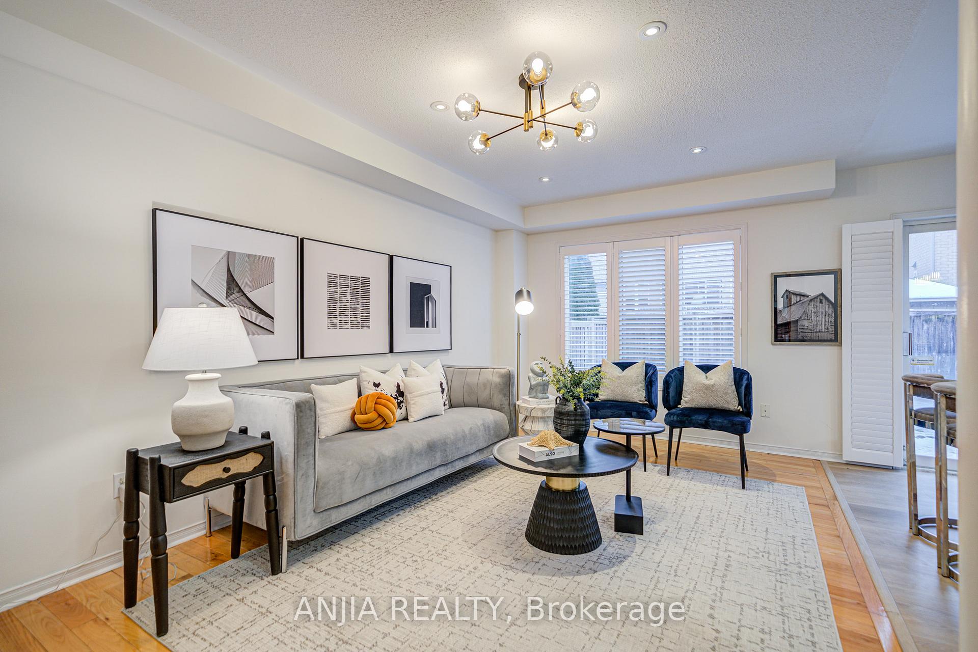 Photo 12 of 220 Hammersly Boulevard, Markham, Wismer — HOMEH