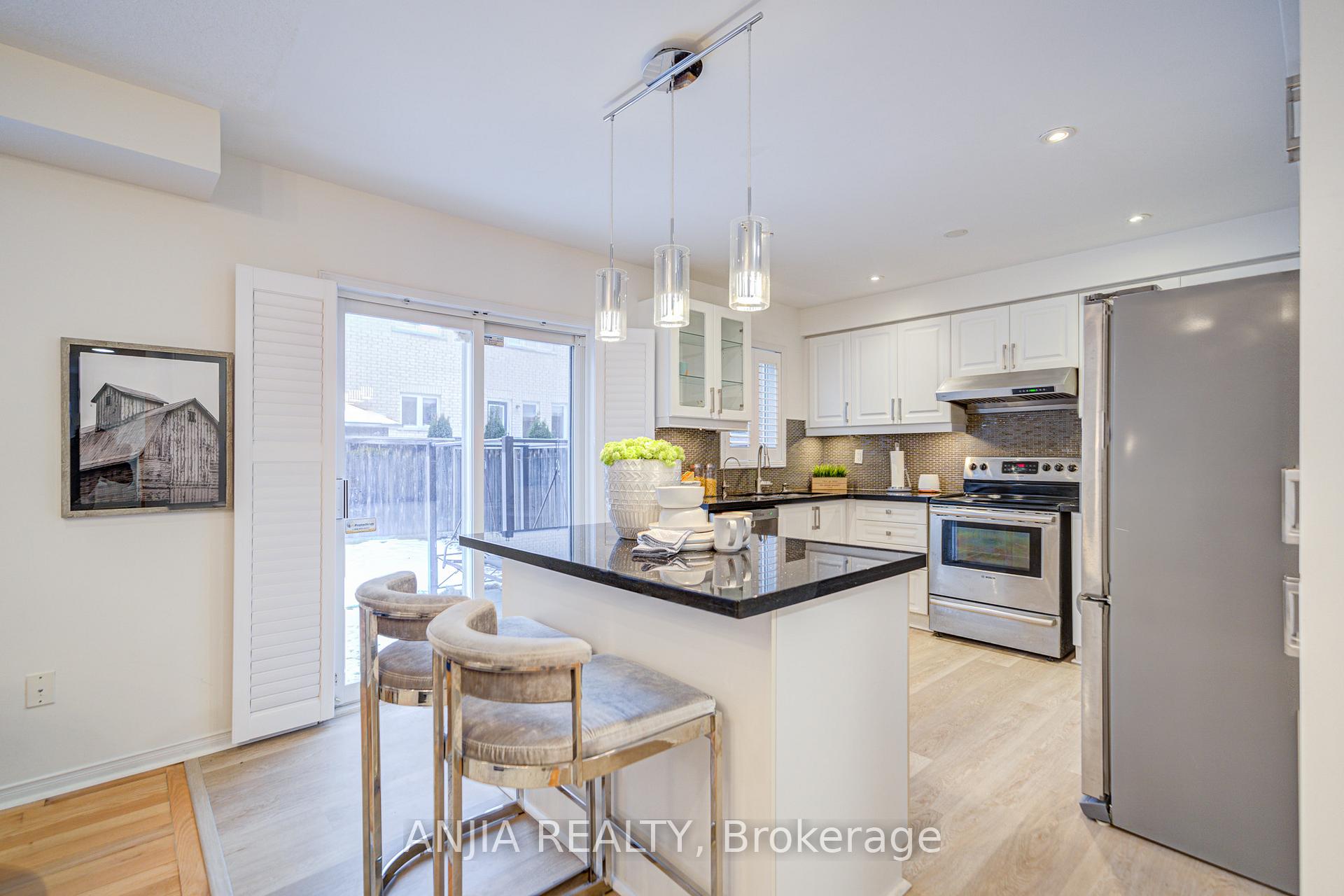 Photo 17 of 220 Hammersly Boulevard, Markham, Wismer — HOMEH