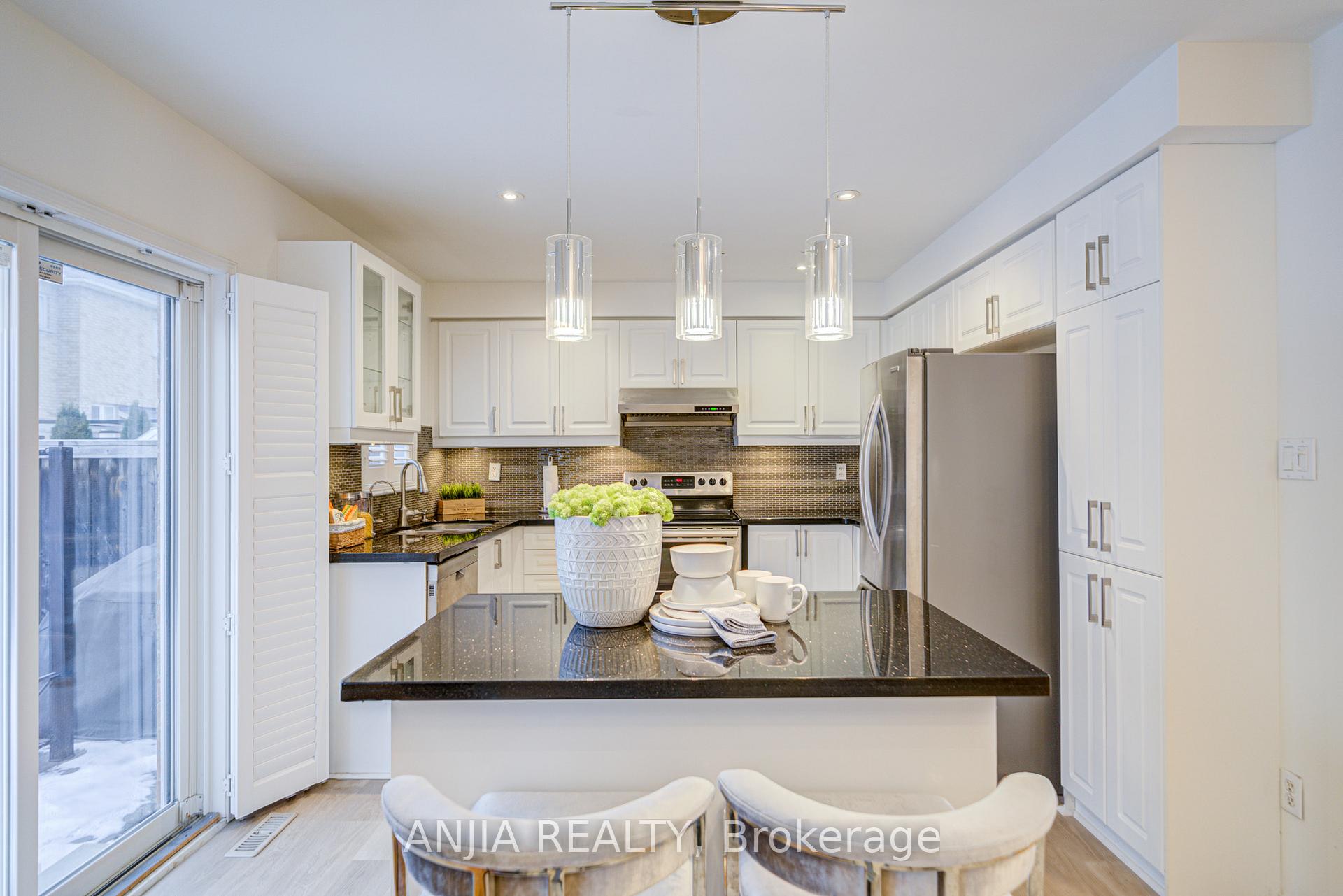 Photo 18 of 220 Hammersly Boulevard, Markham, Wismer — HOMEH
