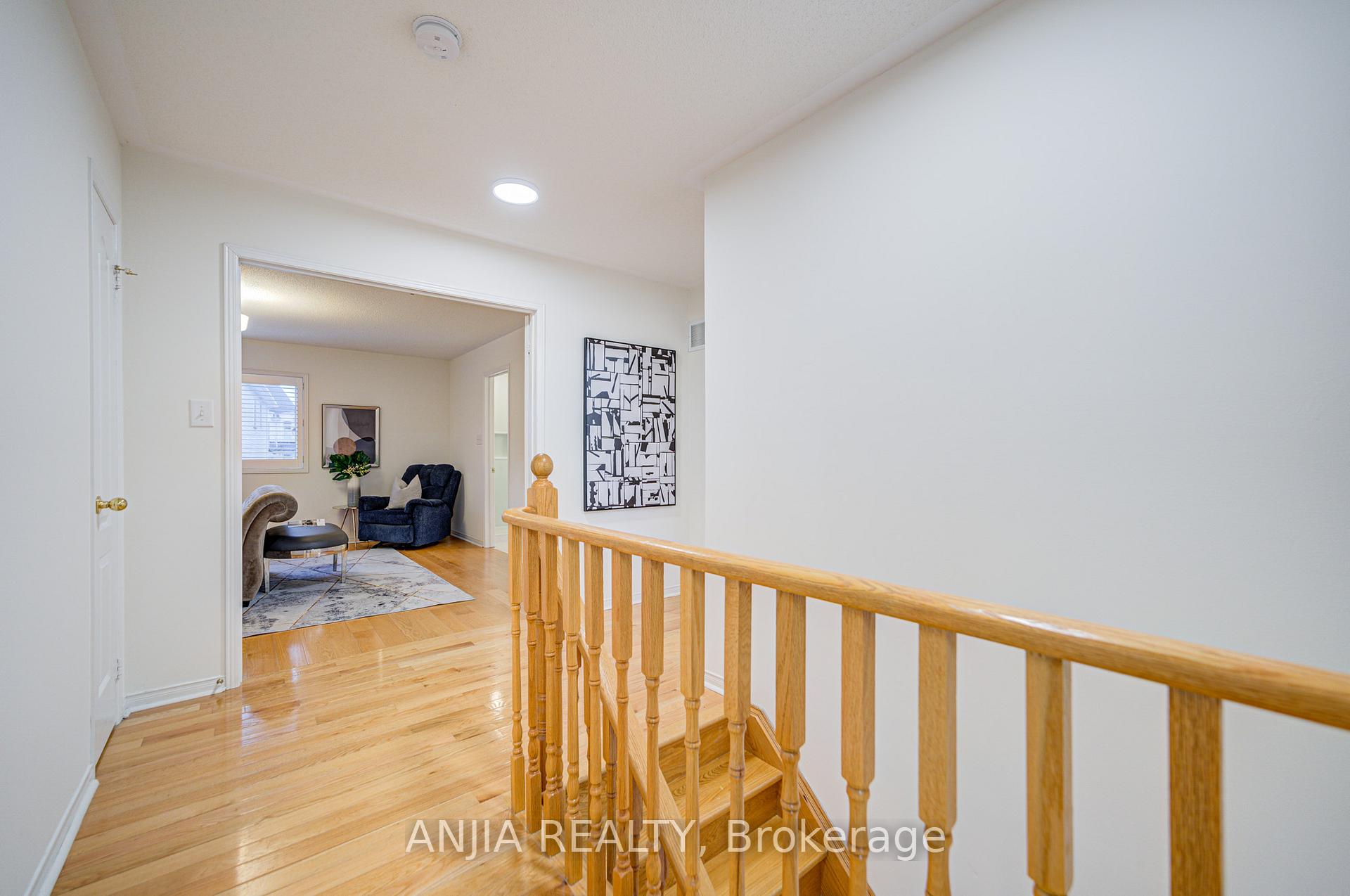 Photo 24 of 220 Hammersly Boulevard, Markham, Wismer — HOMEH