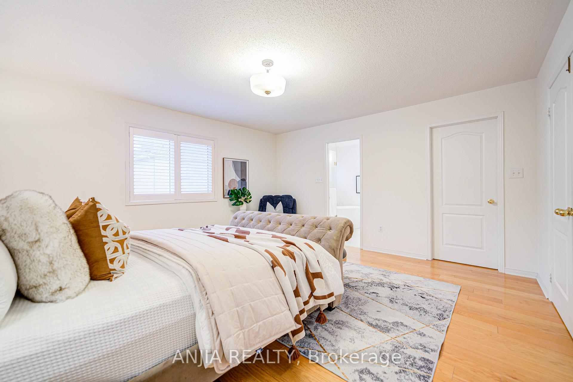 Photo 27 of 220 Hammersly Boulevard, Markham, Wismer — HOMEH