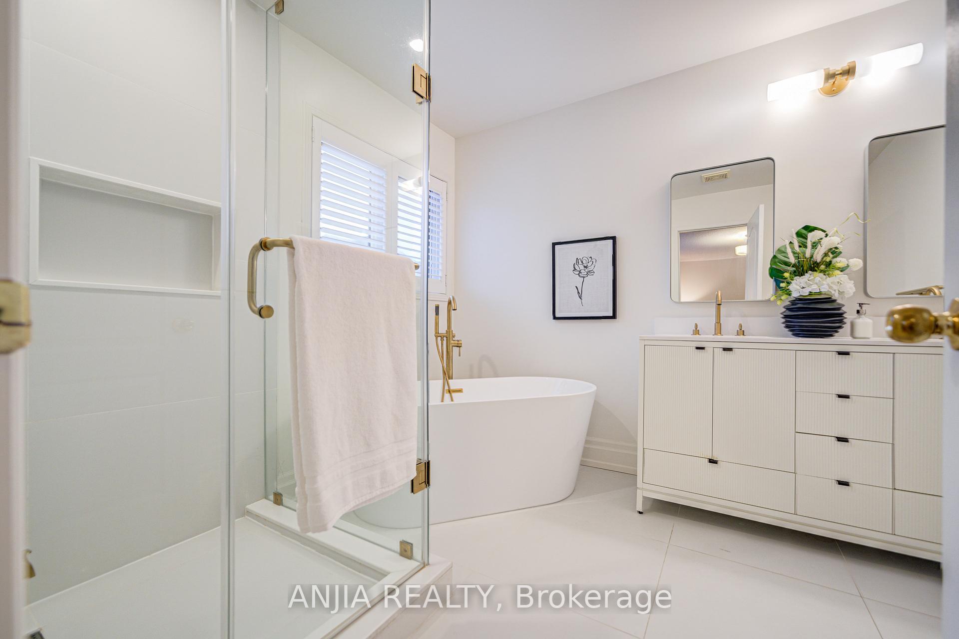 Photo 28 of 220 Hammersly Boulevard, Markham, Wismer — HOMEH
