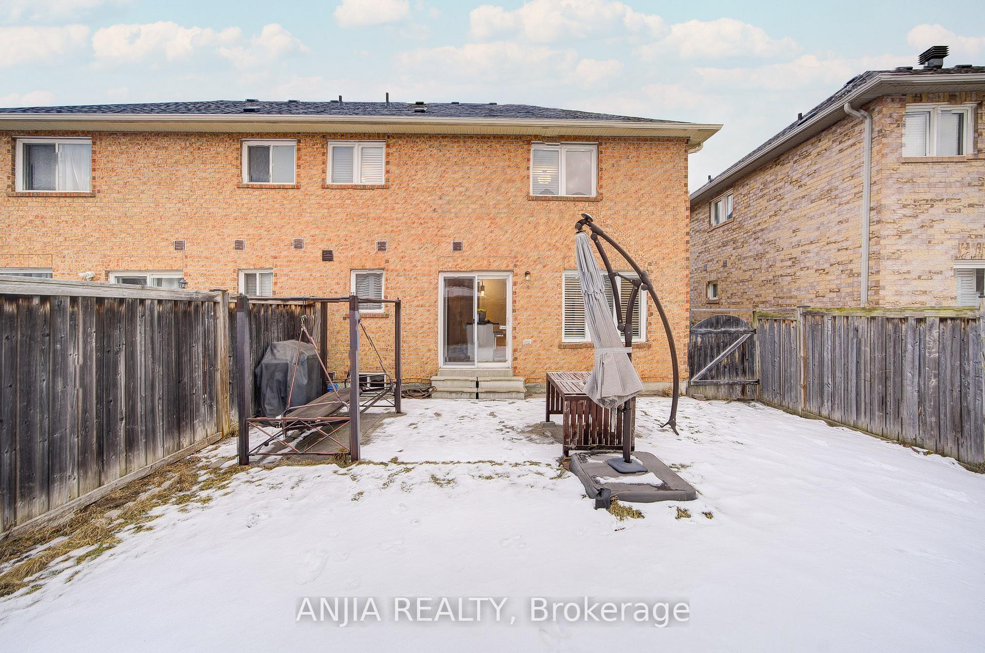 Photo 40 of 220 Hammersly Boulevard, Markham, Wismer — HOMEH