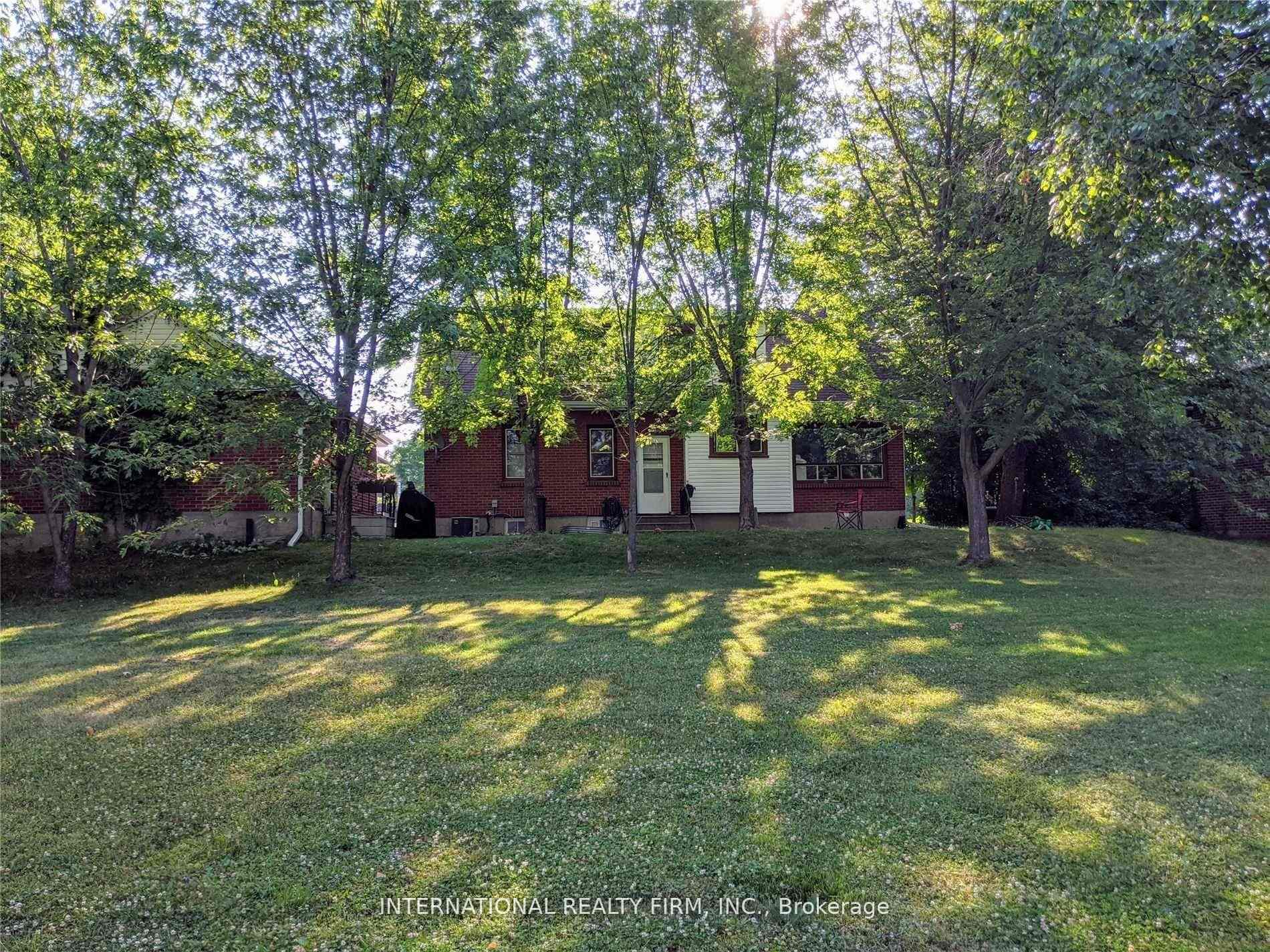 Photo 3 of 6550 Baldwin Street N, Whitby, Brooklin — HOMEH