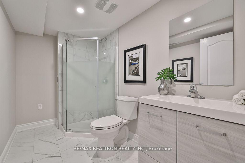 Photo 19 of 138 Southdown Avenue, Vaughan, Patterson — HOMEH