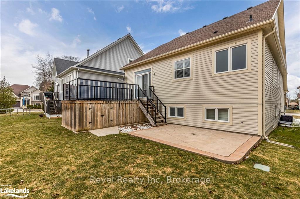 Photo 14 of 174 White Sands Way, Wasaga Beach — HOMEH