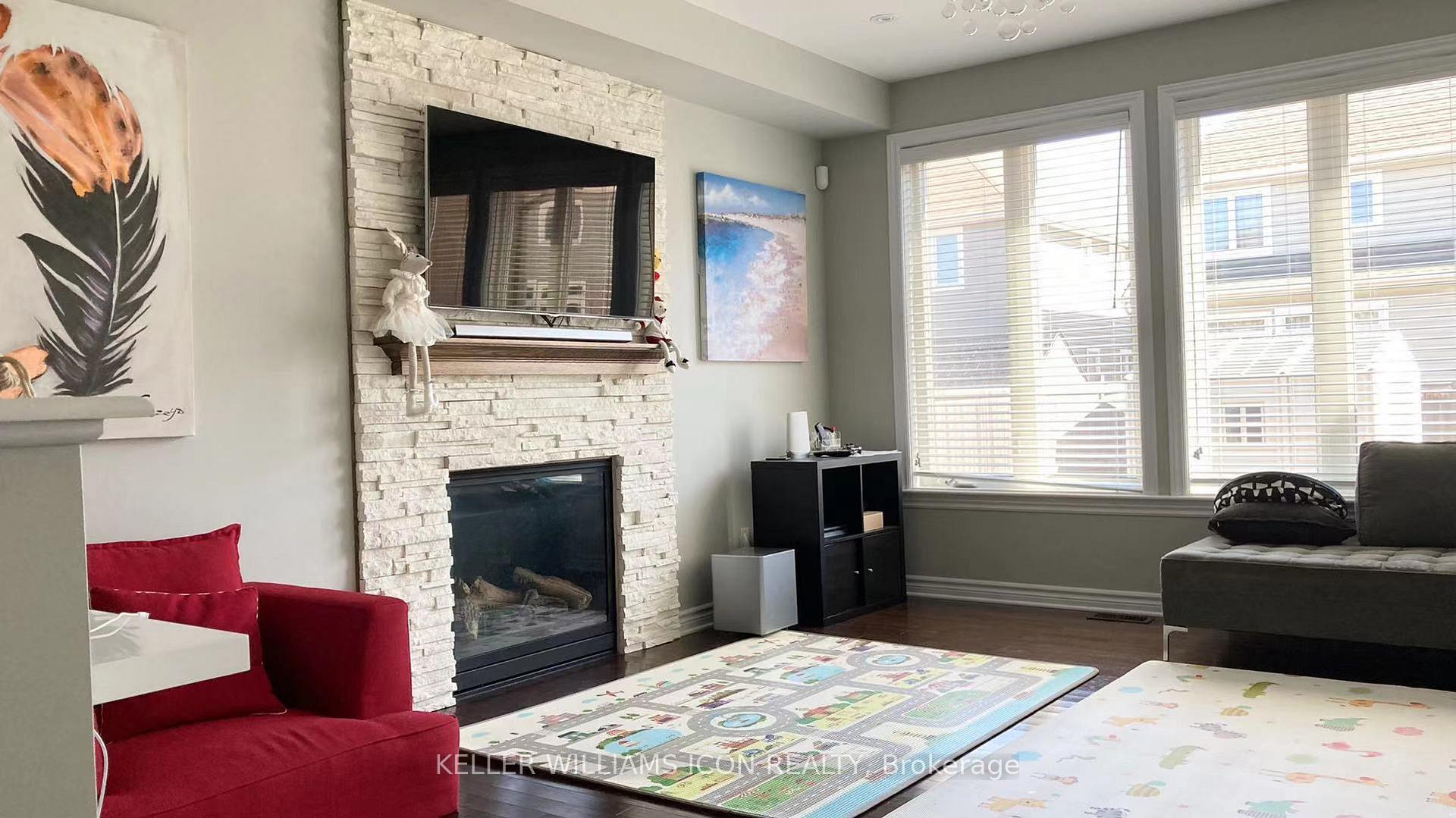 Photo 4 of 310 Gracewood Crescent, Ottawa, Blossom Park/Kemp Park/Findlay Creek — HOMEH