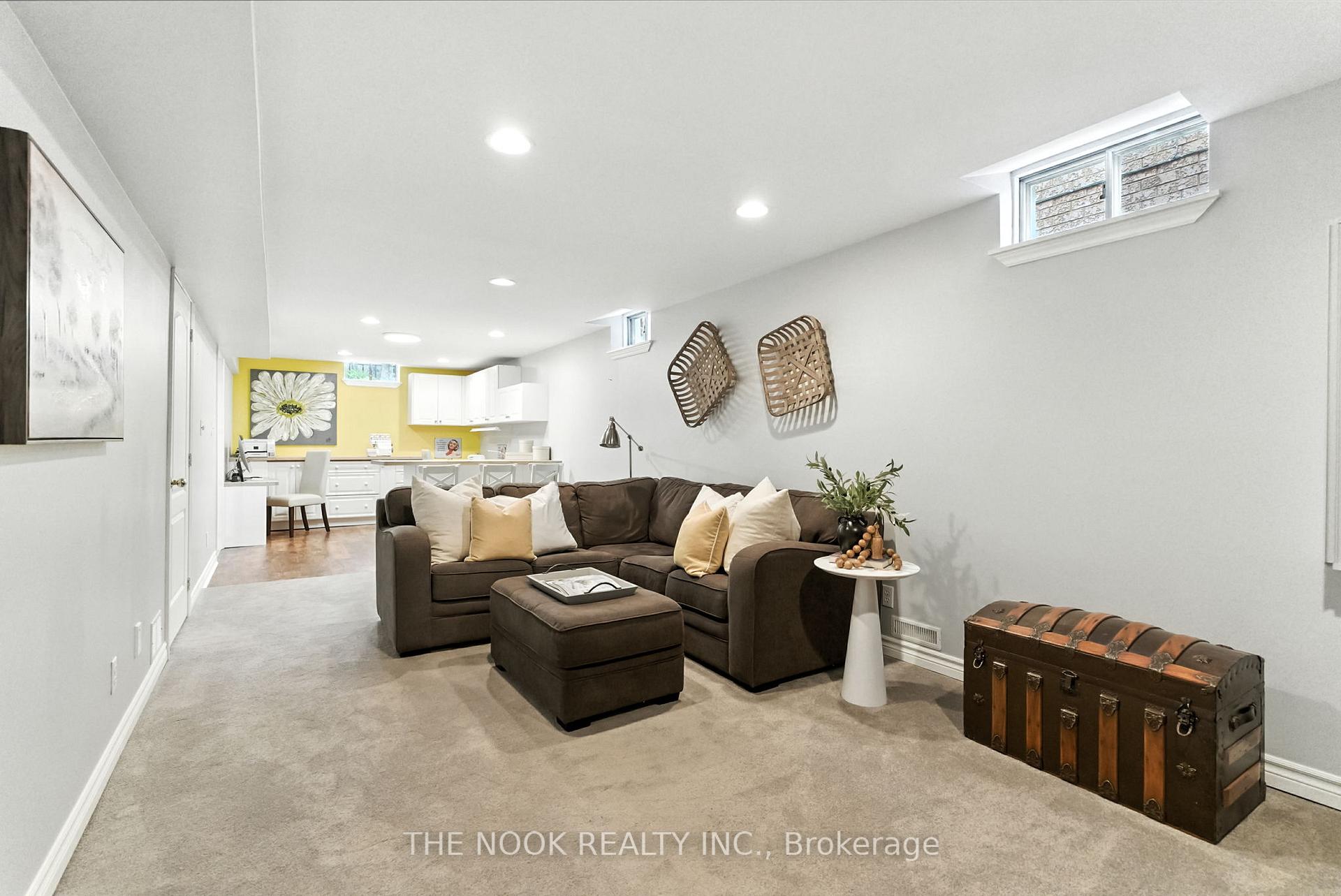 Photo 14 of 7 Markwood Crescent, Whitby, Rolling Acres — HOMEH
