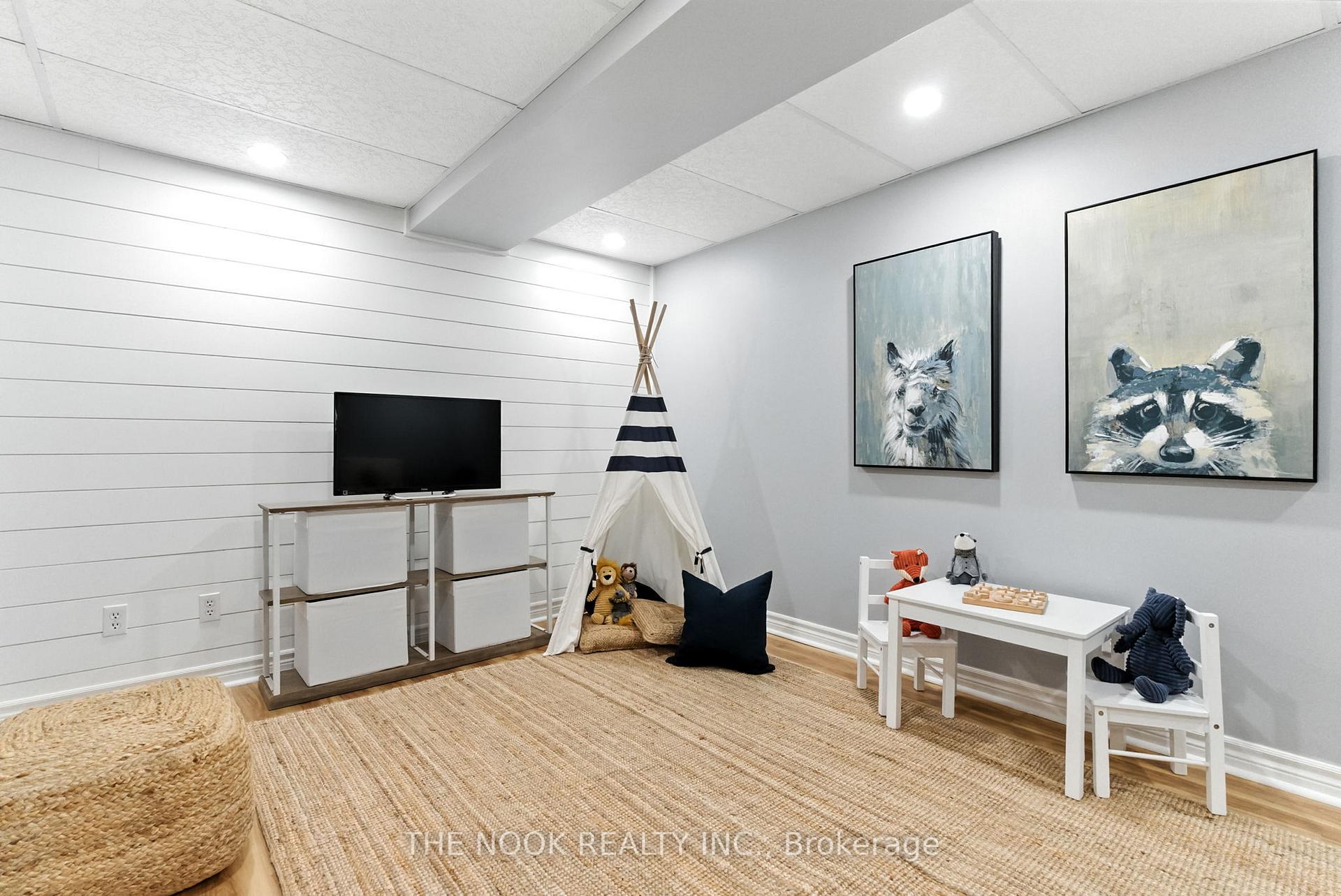 Photo 21 of 7 Markwood Crescent, Whitby, Rolling Acres — HOMEH