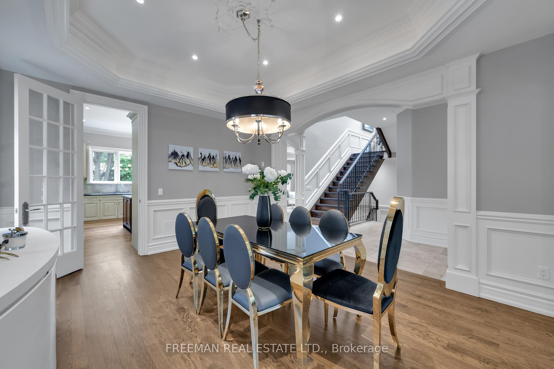 Photo 5 of 75 John Street, Markham, Thornhill — HOMEH