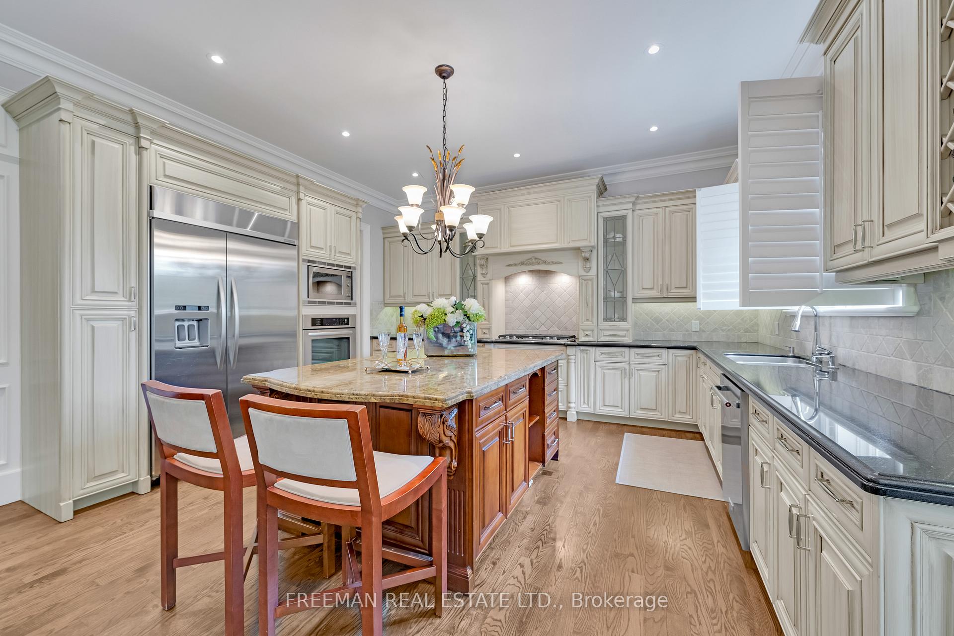 Photo 13 of 75 John Street, Markham, Thornhill — HOMEH